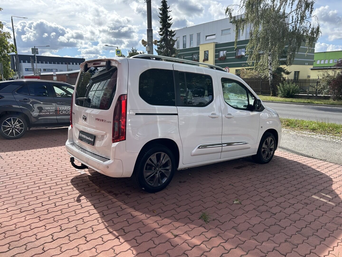 Toyota Proace City Verso, 5D SWB 1.2T 110 6MT - Family - fotka 5