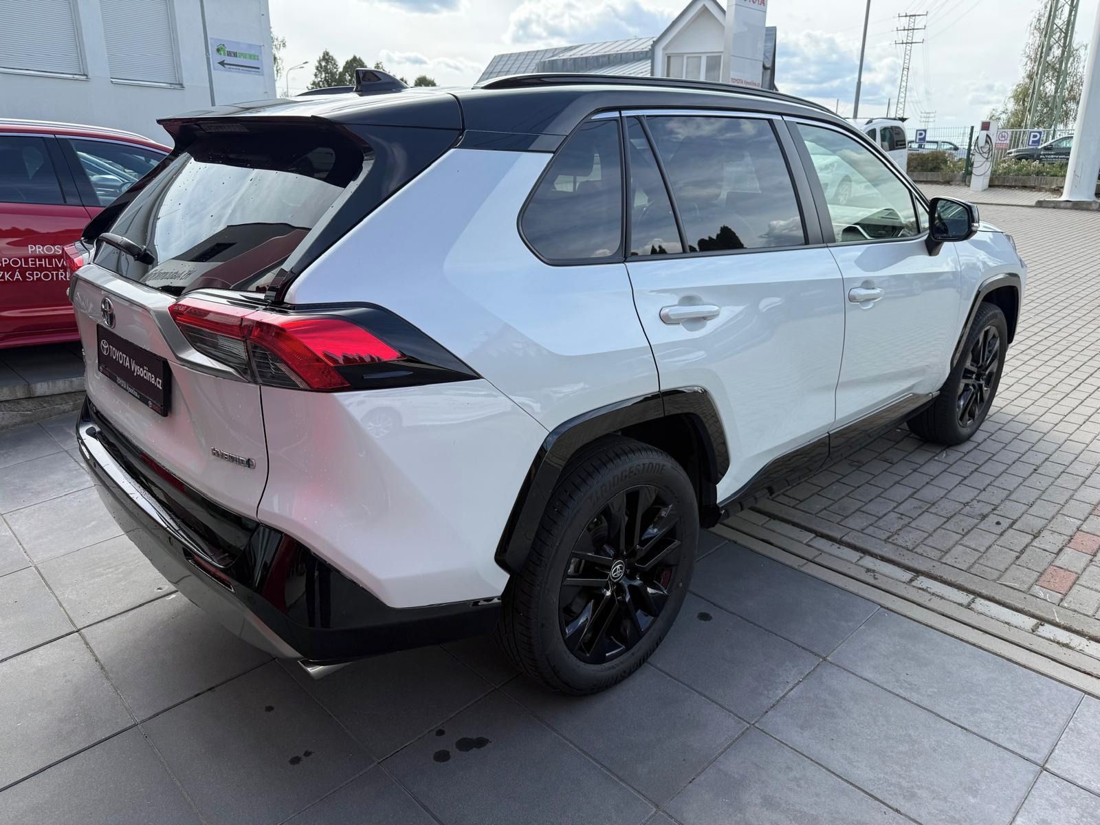 Toyota Rav4, 2.5HEV 222PS 4x4 Selection - fotka 4