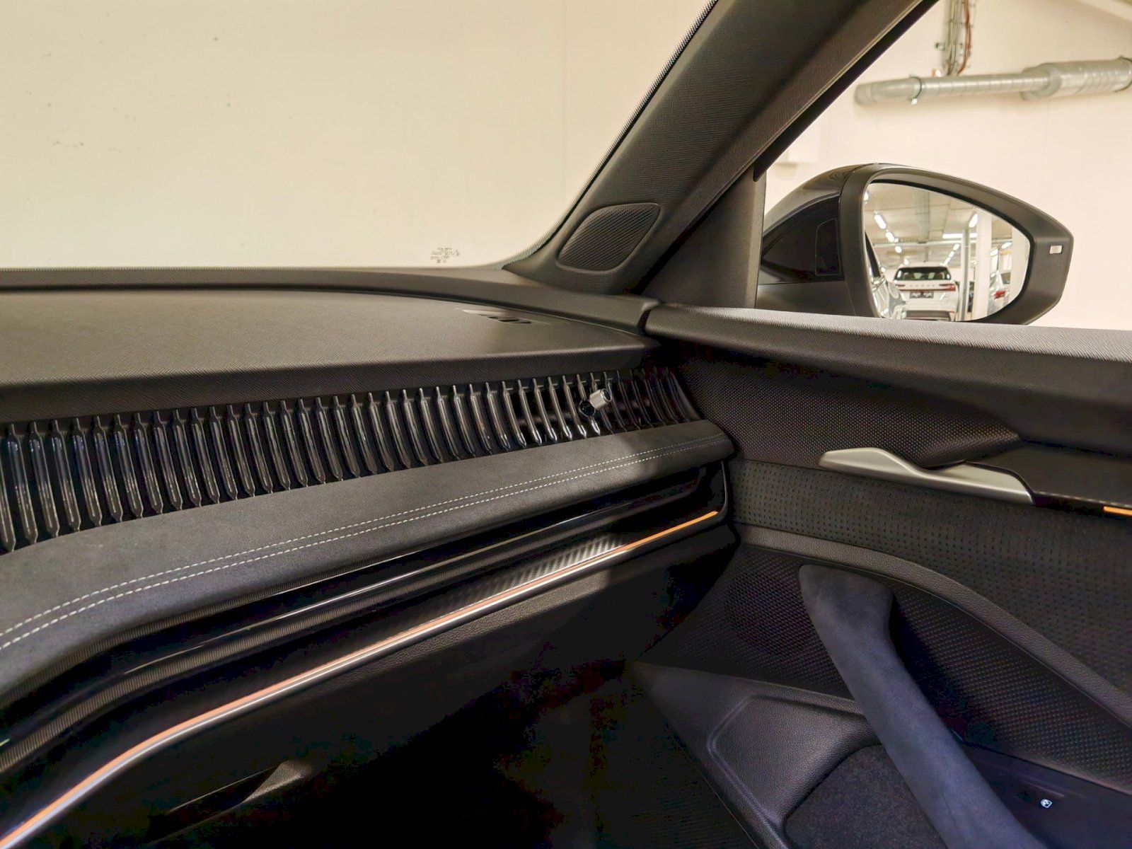 Škoda Superb, Combi iV 1.5 TSI 150 kW DSG Sp - fotka 6