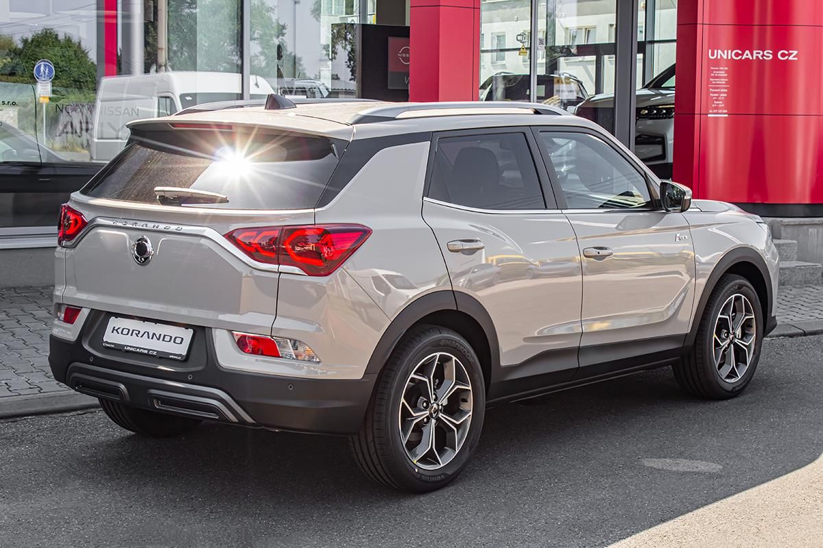 KGM Korando, 1,5 GDI AT 2WD STYLE+ TECH - fotka 6