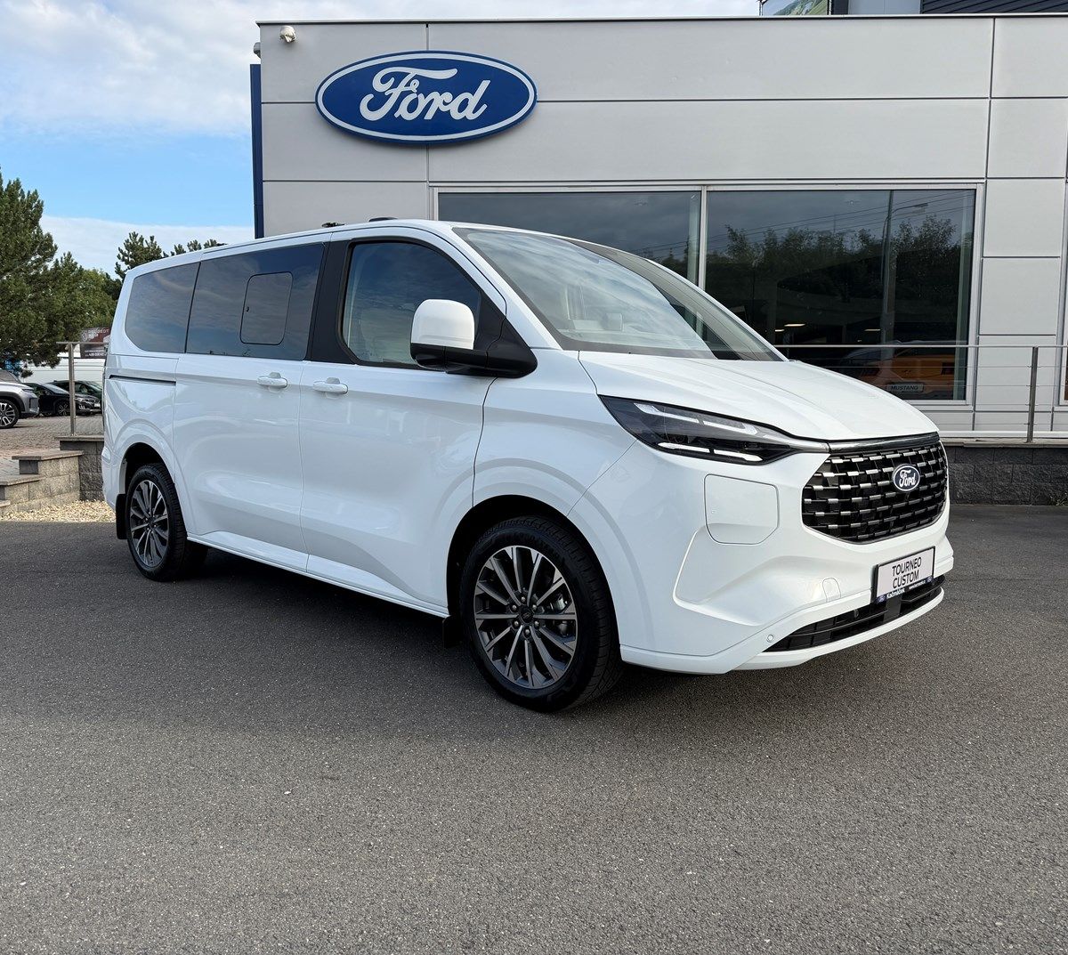 Ford Tourneo Custom, Titanium X L1, 2.5 Duratec Hyb
