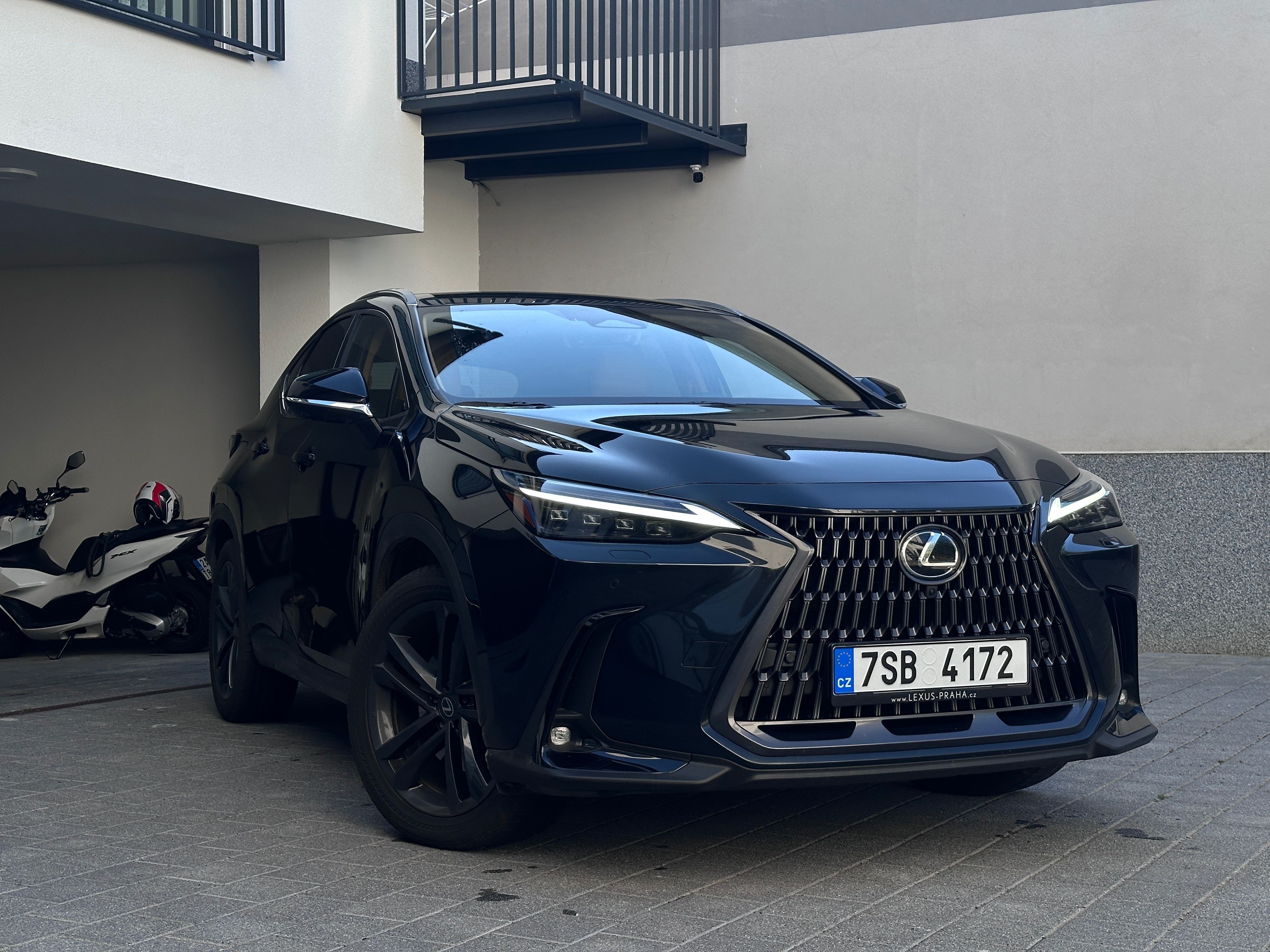 Lexus NX 450h+, Lexus NX 450h+, Odpočet DPH