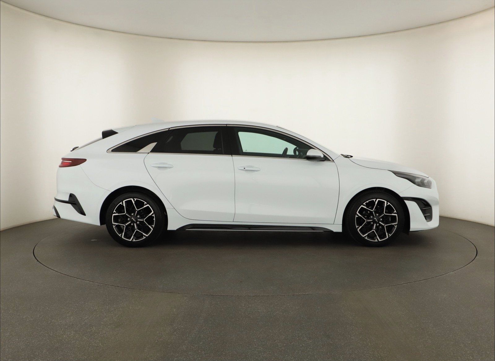 Kia ProCeed, 1.5 T-GDI MHEV, GT-Line - fotka 6