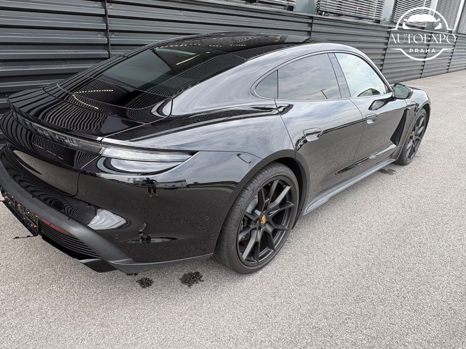 Porsche Taycan, GTS* - fotka 4