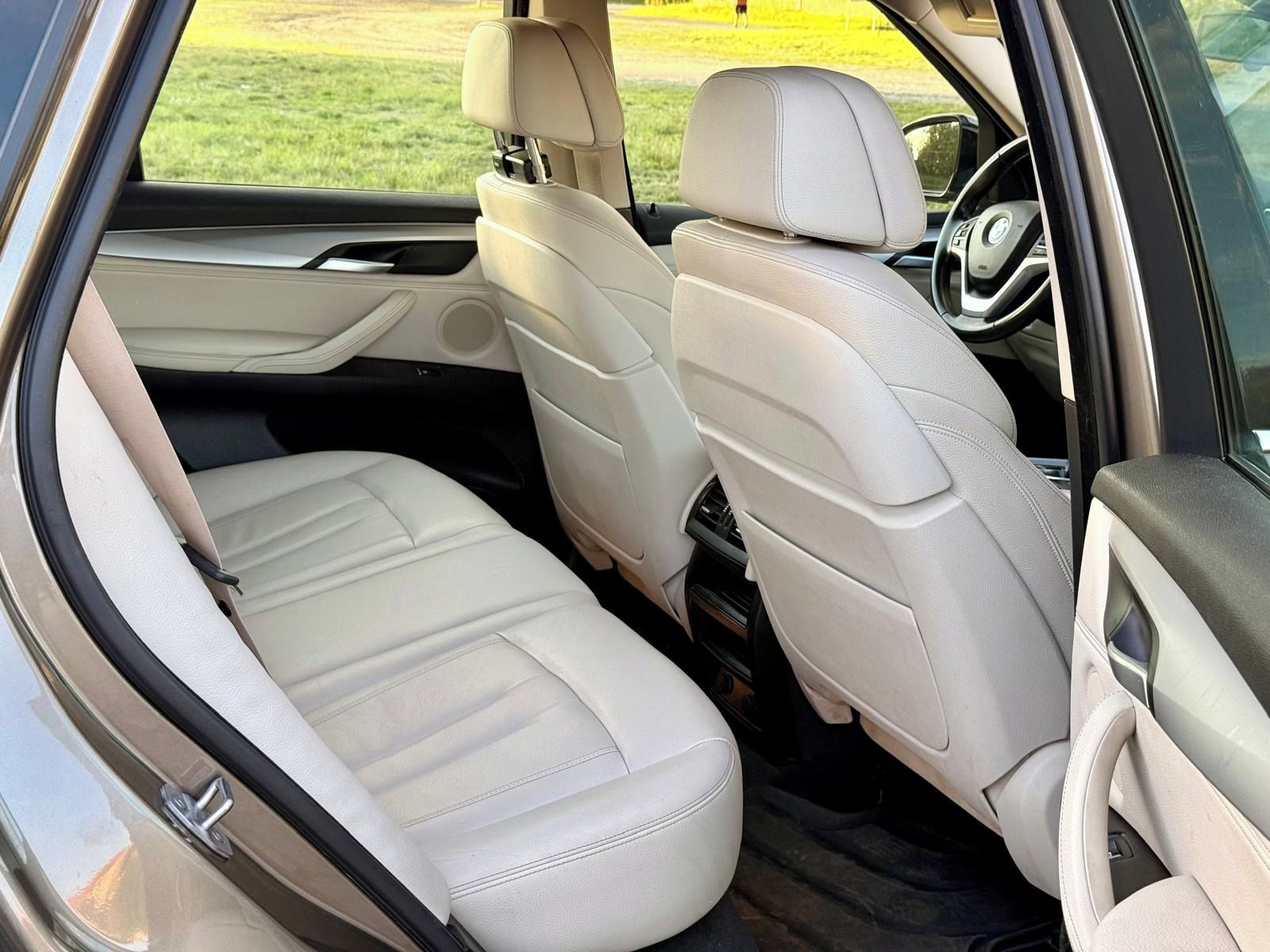 BMW X5 - fotka 4