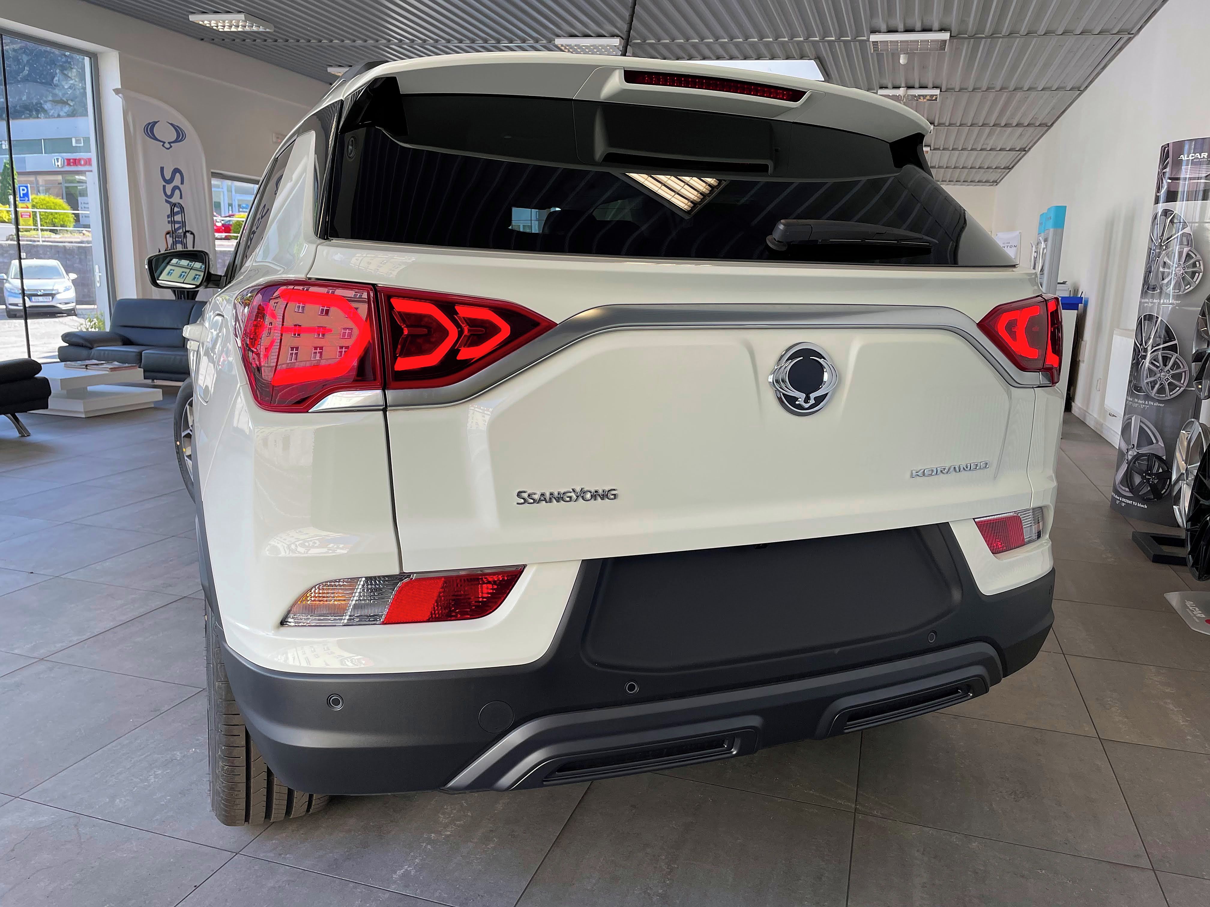 SsangYong Korando, 1,5TGDI Style+ 2WD MT - fotka 6
