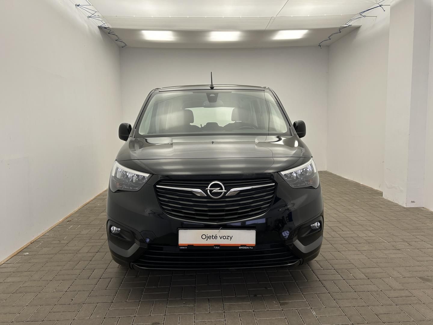 Opel Combo, 1.2 81kW Enjoy - fotka 4