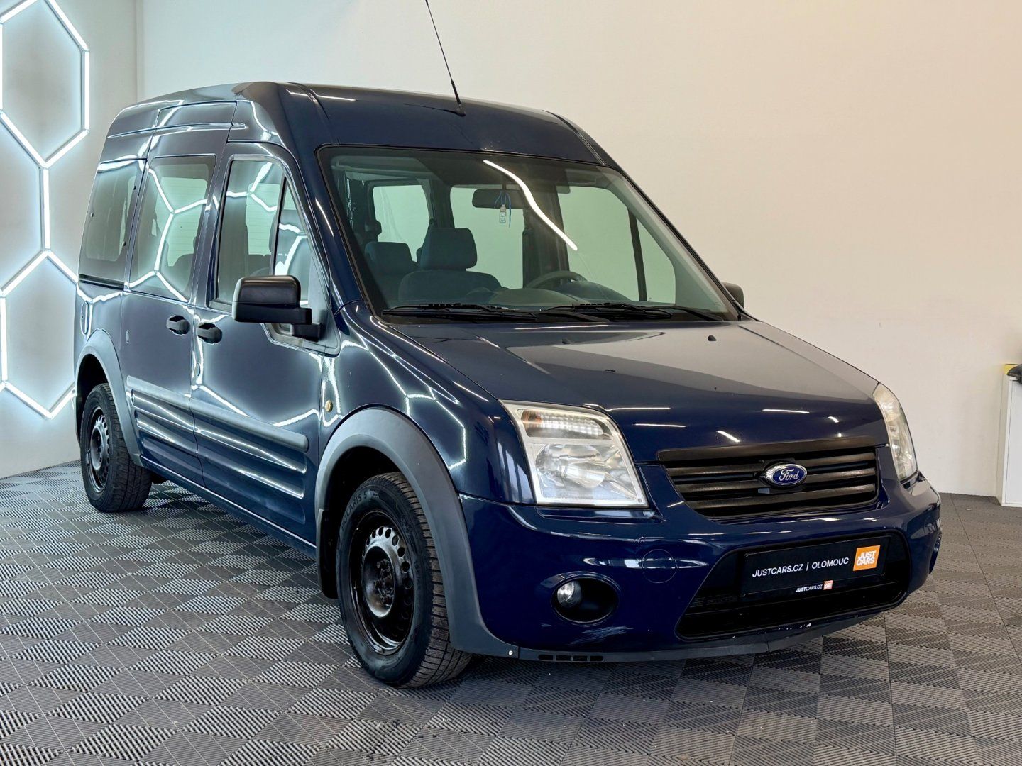 Ford Transit Connect, 1.8TDCi, 1.MAJ., 81kW, DPH - fotka 3