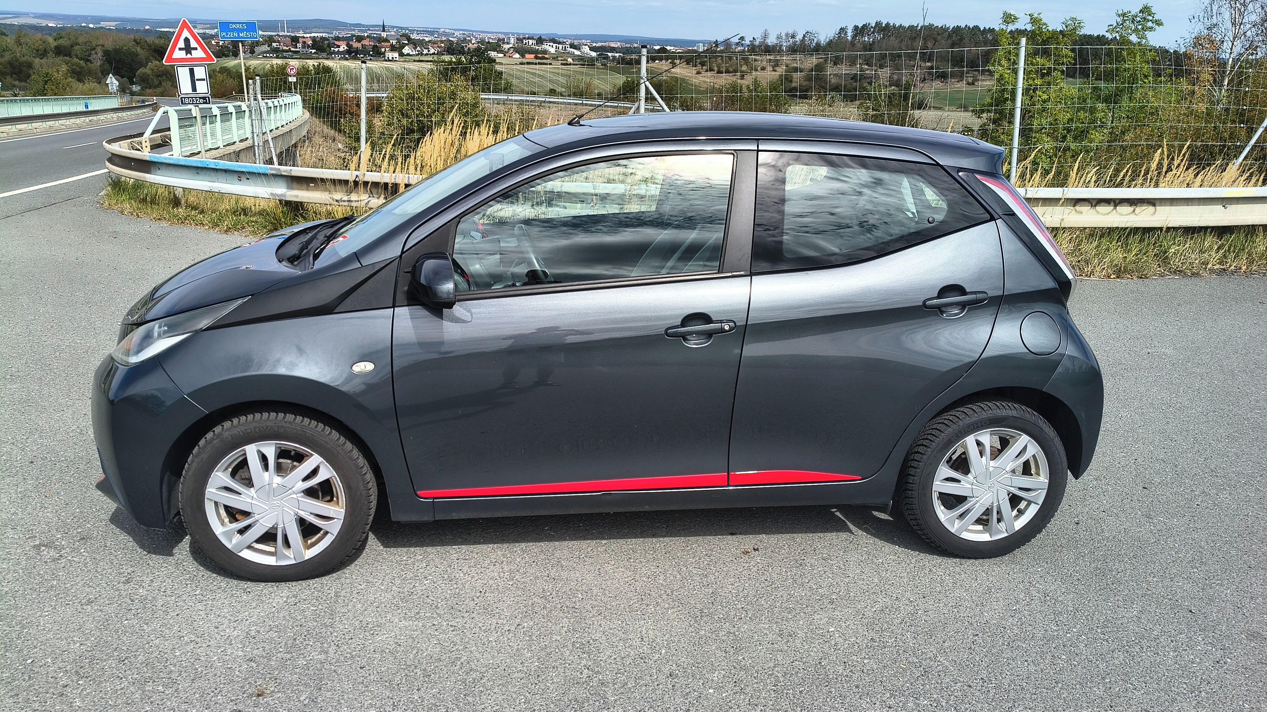 Toyota Aygo, 1.0VVTi klima výhřev kamera !! - fotka 5