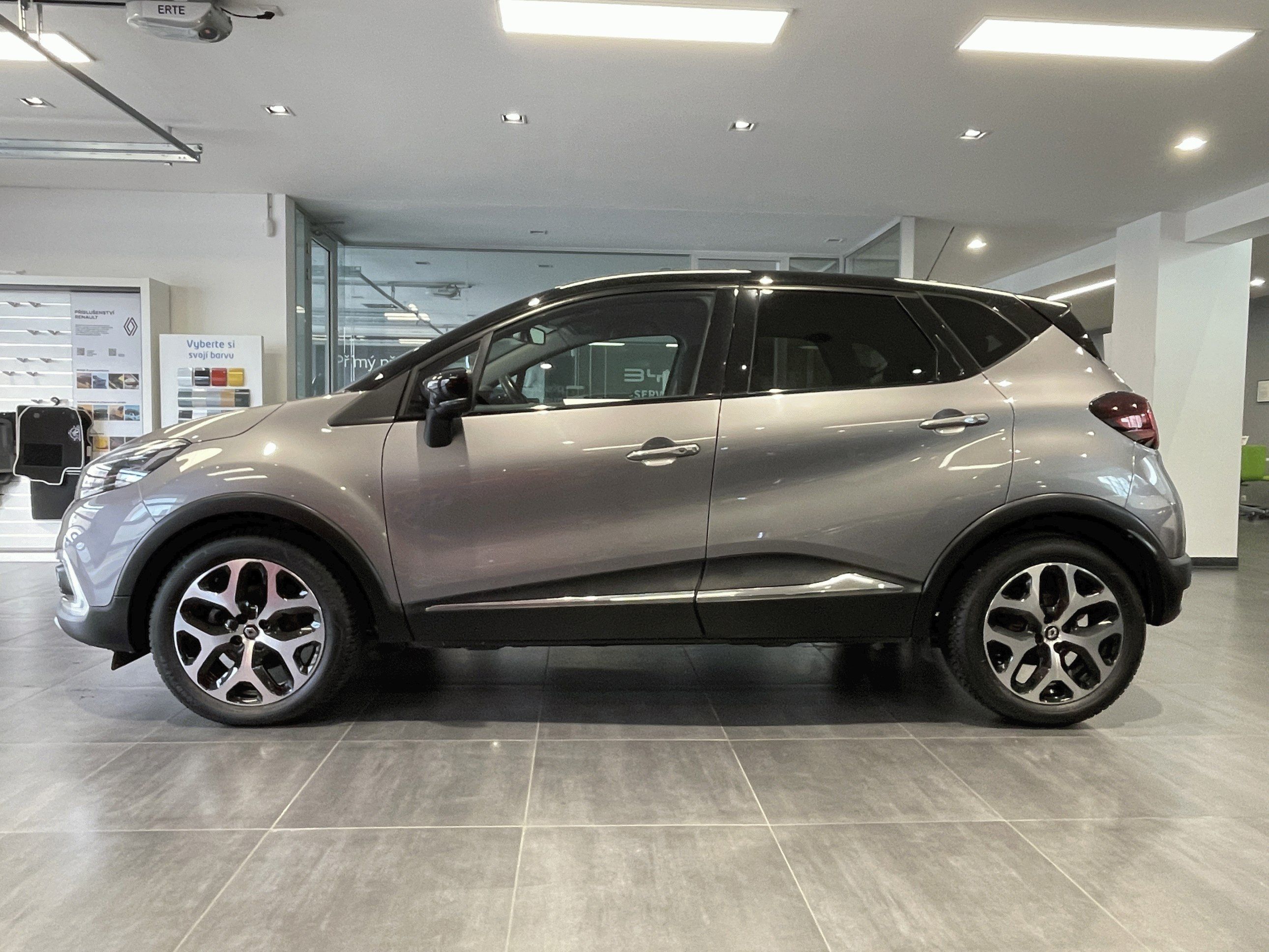 Renault Captur, INTENS 1,3TCe 150k EDC - fotka 2