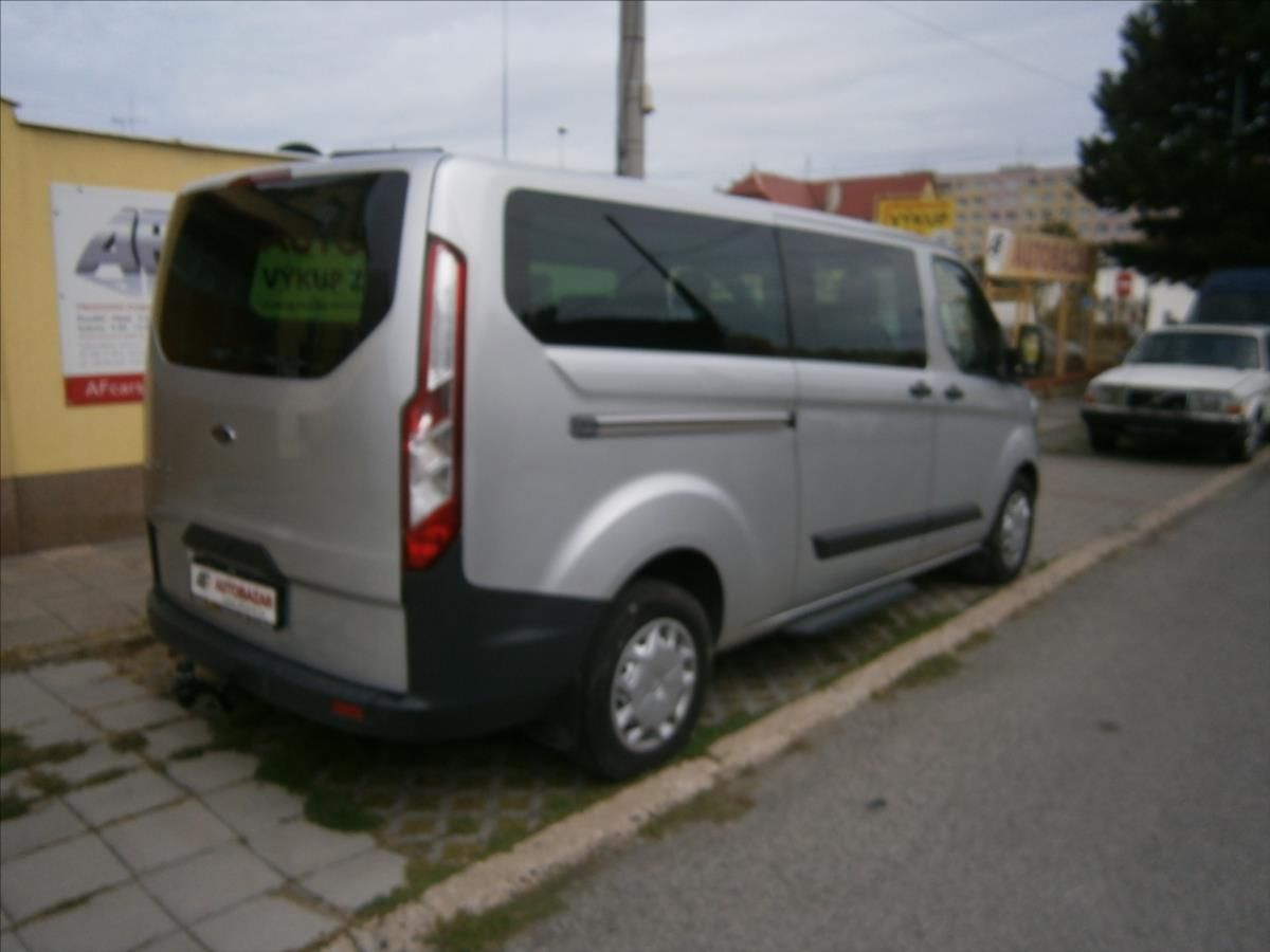 Ford Tourneo Custom, 2,2 TDCI - fotka 6