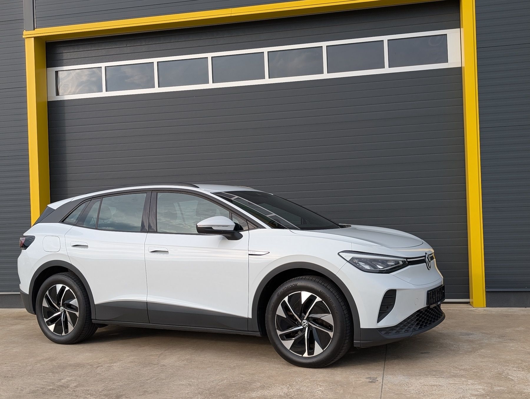 Volkswagen ID.4, 150 kW, LED, Keyless,360kamery - fotka 6