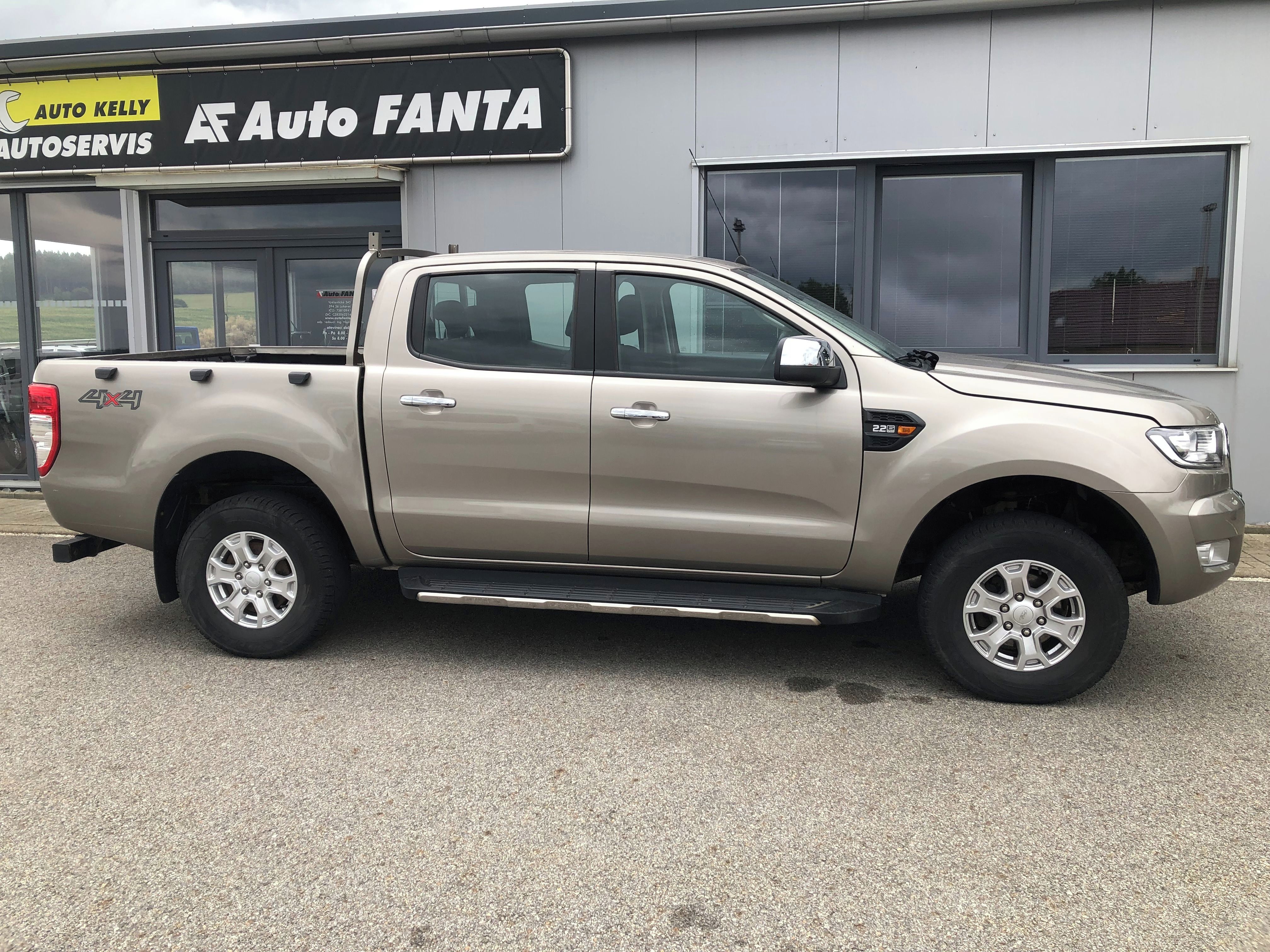 Ford Ranger, 2,2TDCI 118kW manuál !SERVIS! - fotka 2