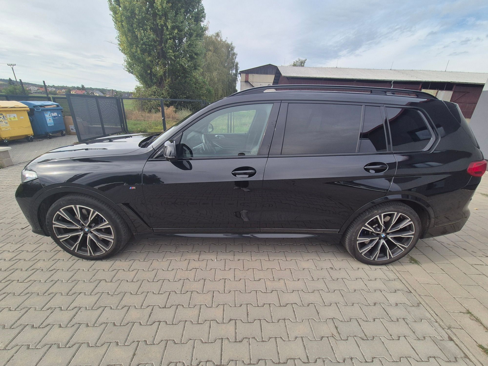 BMW X7, BMW X7 M50i - fotka 2
