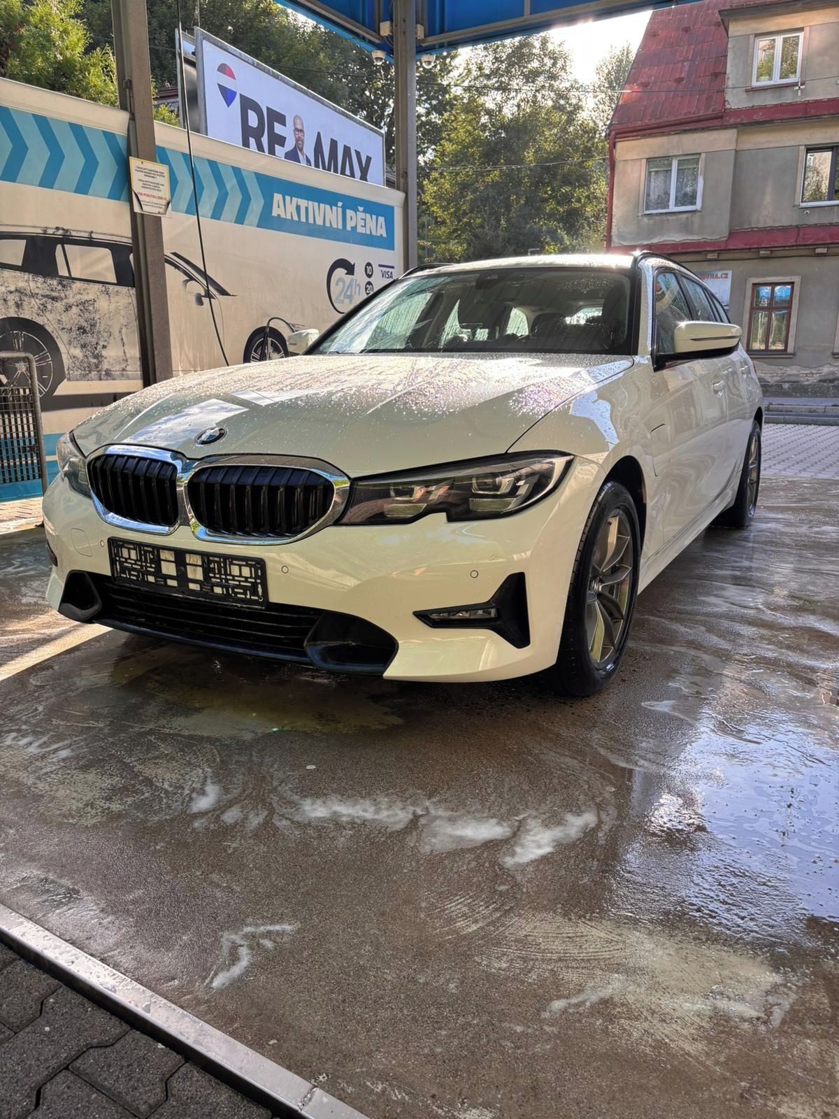 BMW Řada 3, 300e Touring Sport-Line/2021 - fotka 4