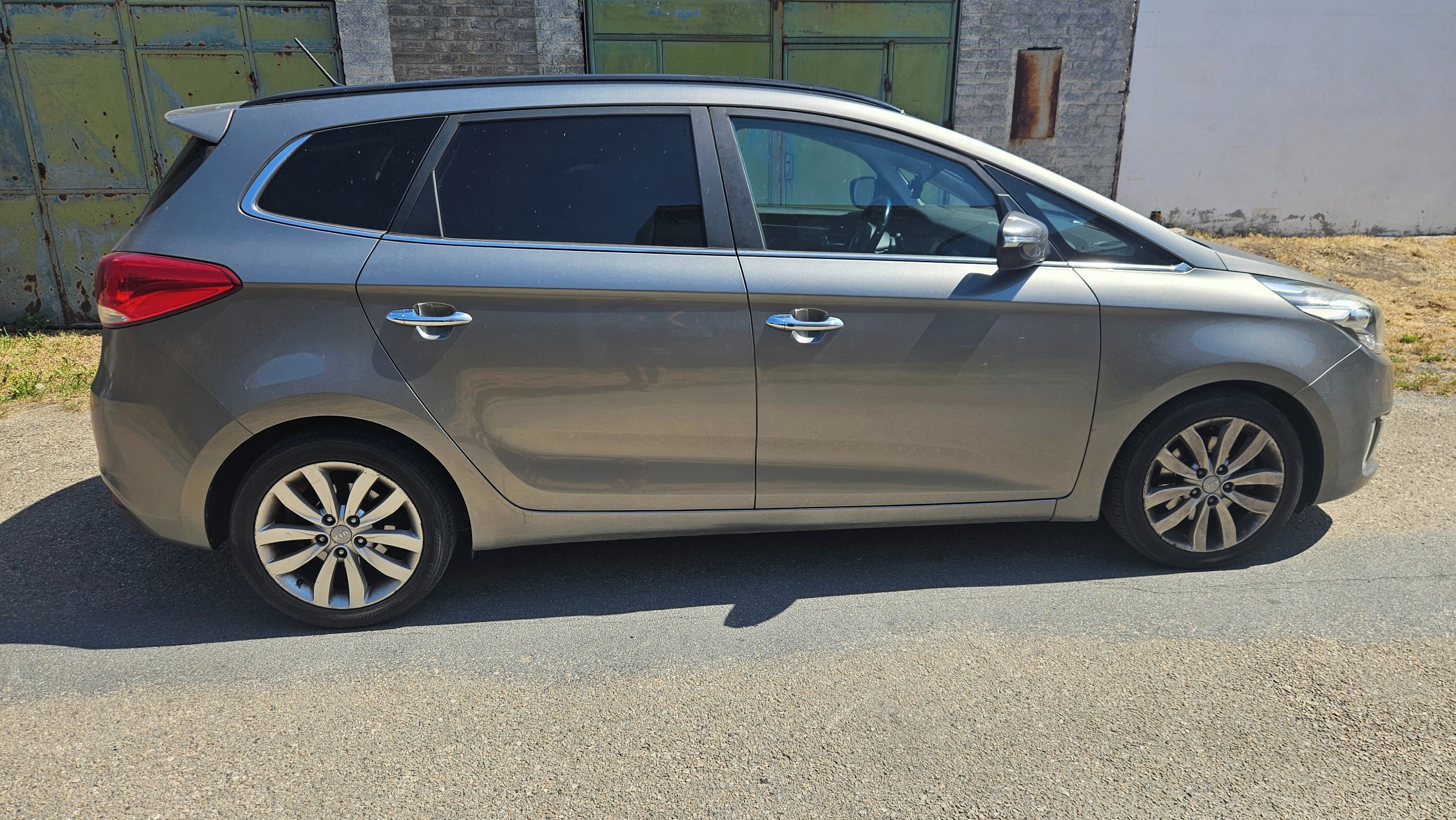 Kia Carens, 1.7CRDi, 6AT - fotka 4