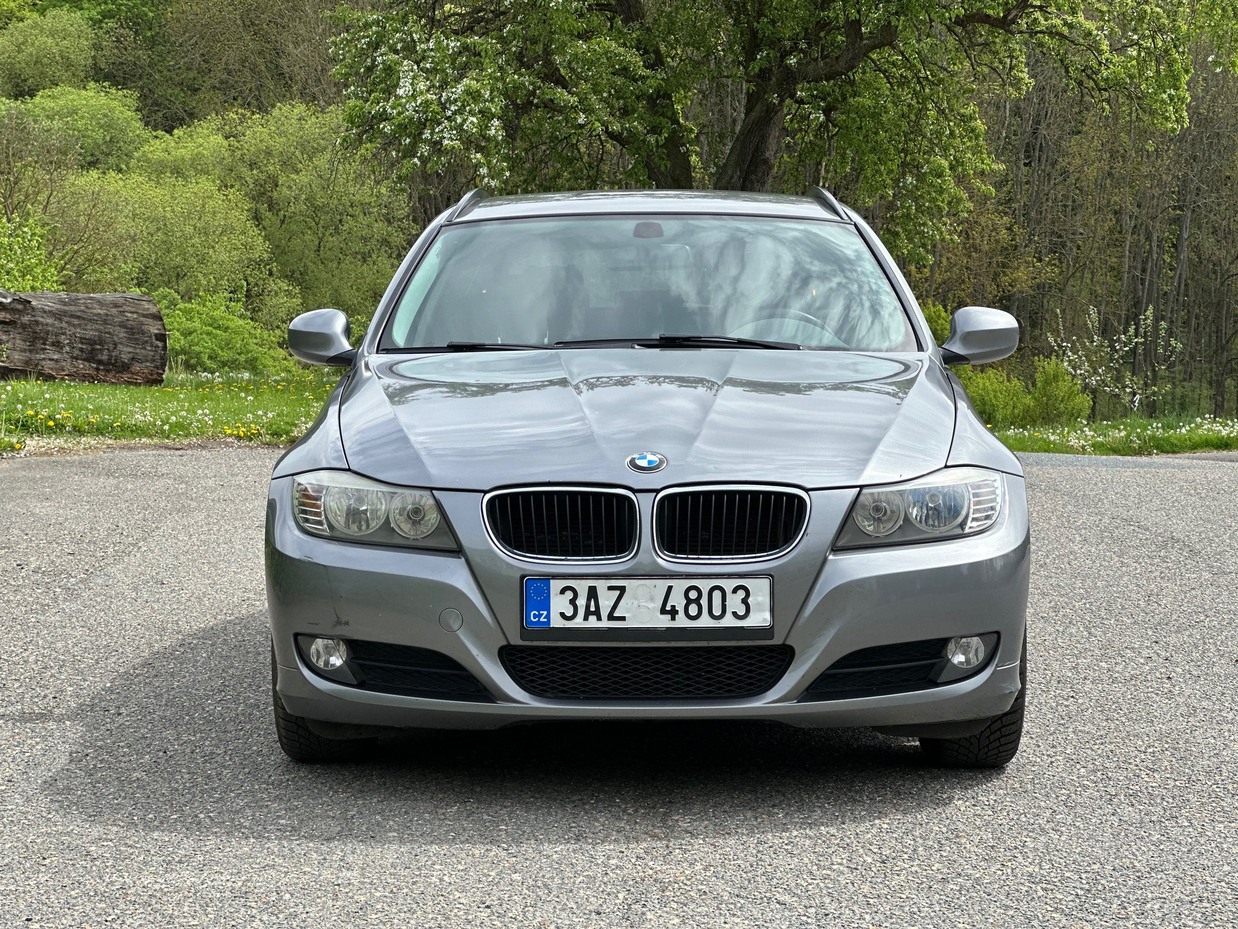 BMW Řada 3, BMW 318d Touring (E91) - fotka 2