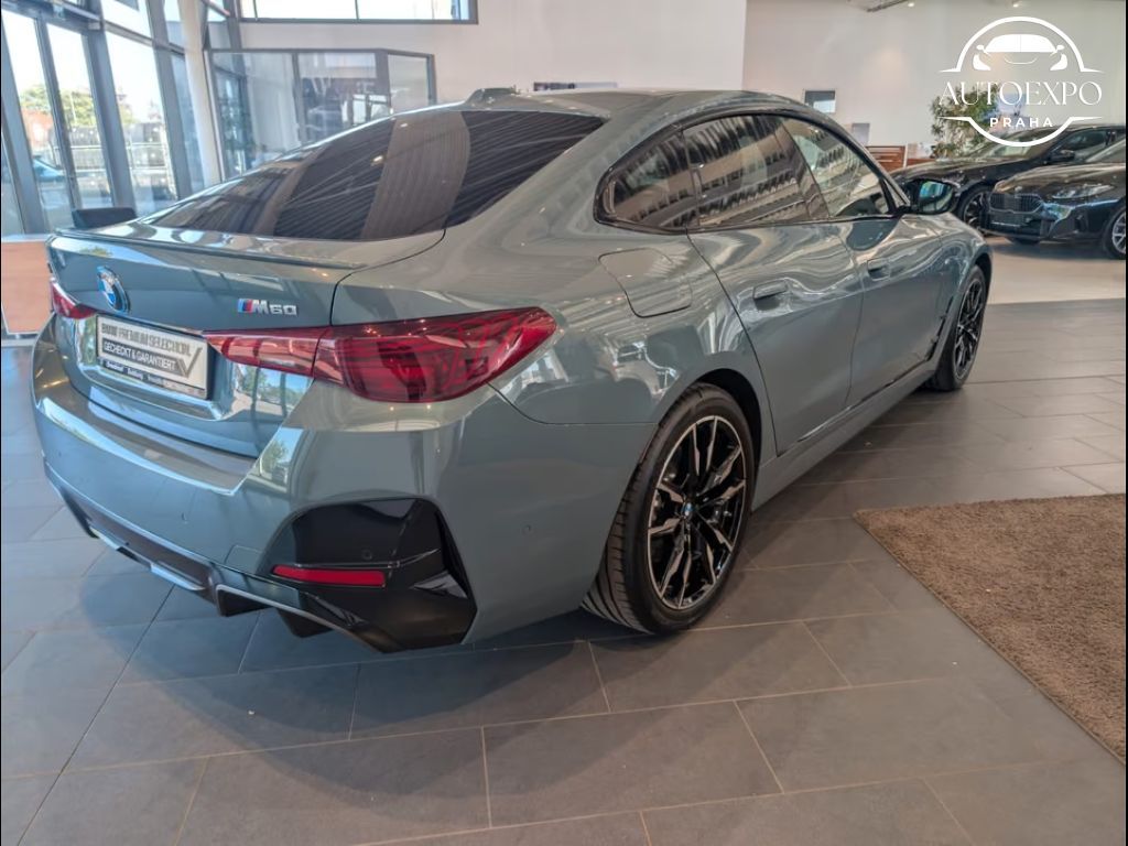 BMW i4, M60 xDrive Innovationsp. * - fotka 3