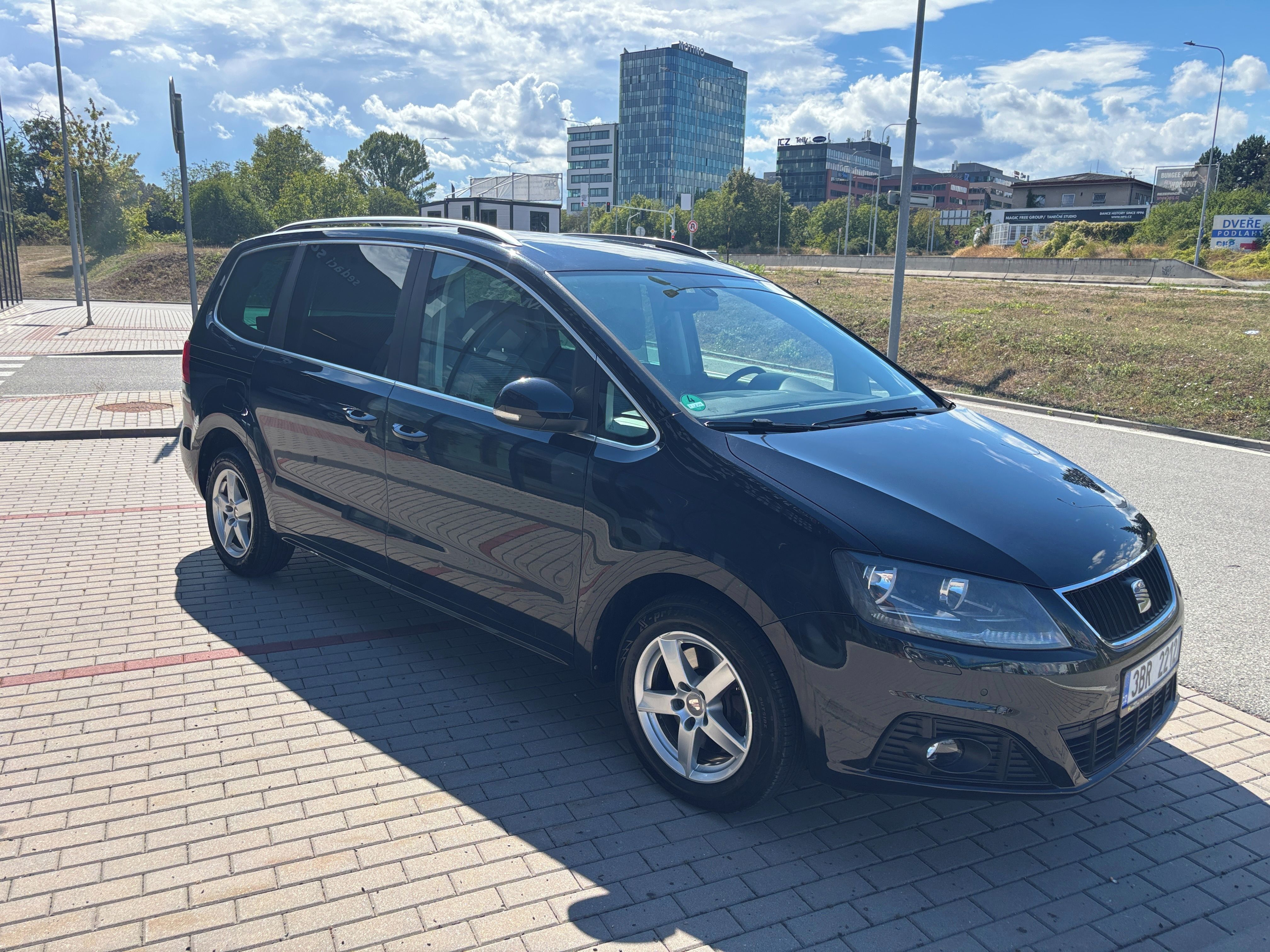 Seat Alhambra, 2.0TDi 103kW 7míst - fotka 5