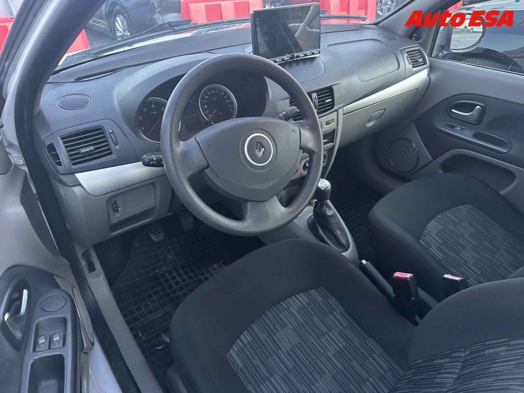 Renault Thalia, 1.2i,ČR - fotka 3
