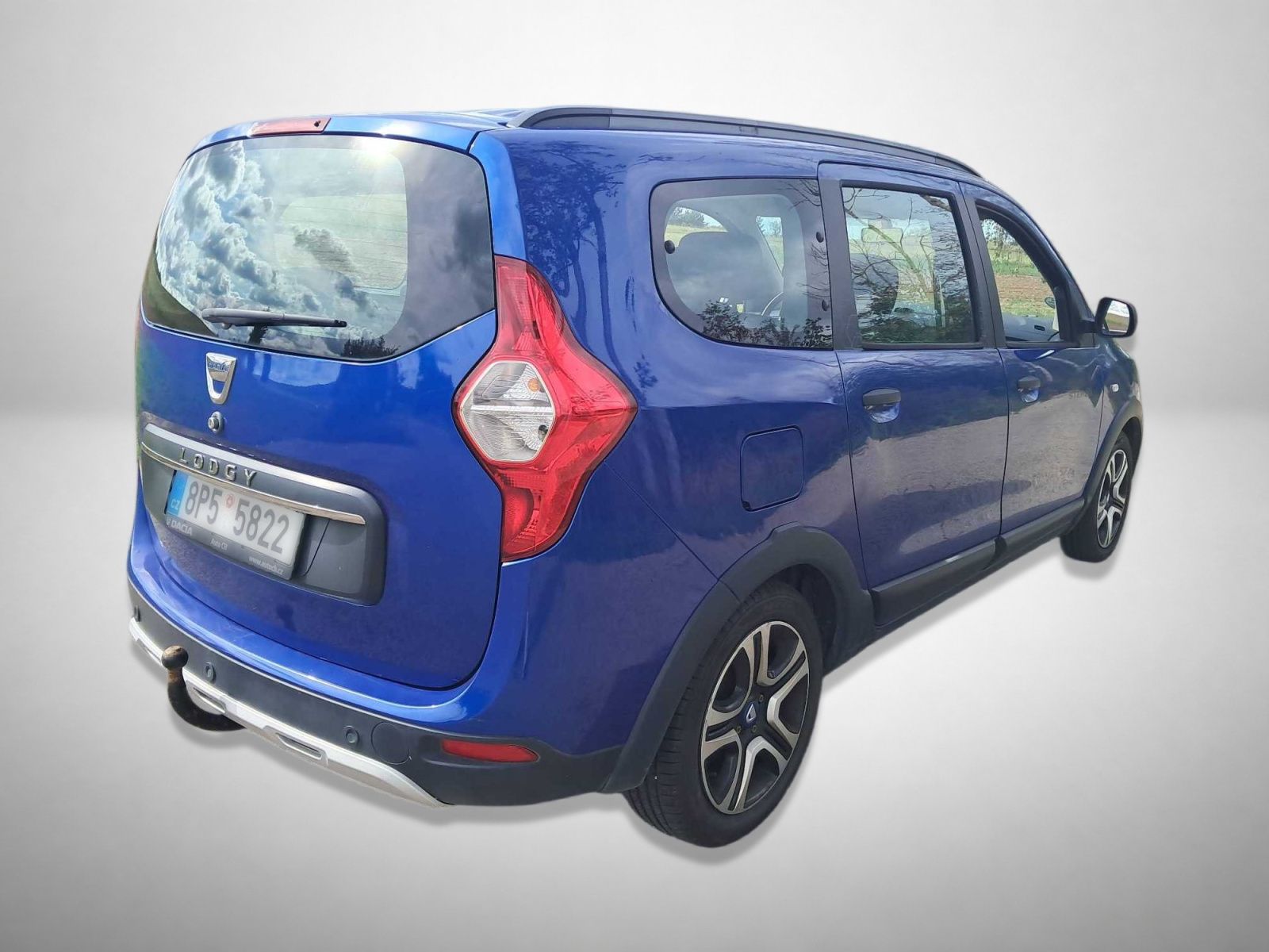 Dacia Lodgy, 1.5 Blue dCi, Stepway, 7 míst - fotka 2