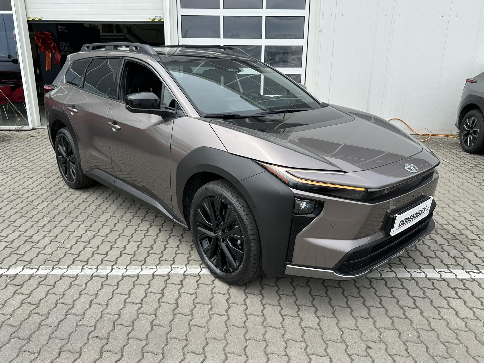 Toyota bZ4X, Touring AWD - Executive 74kWh - fotka 3