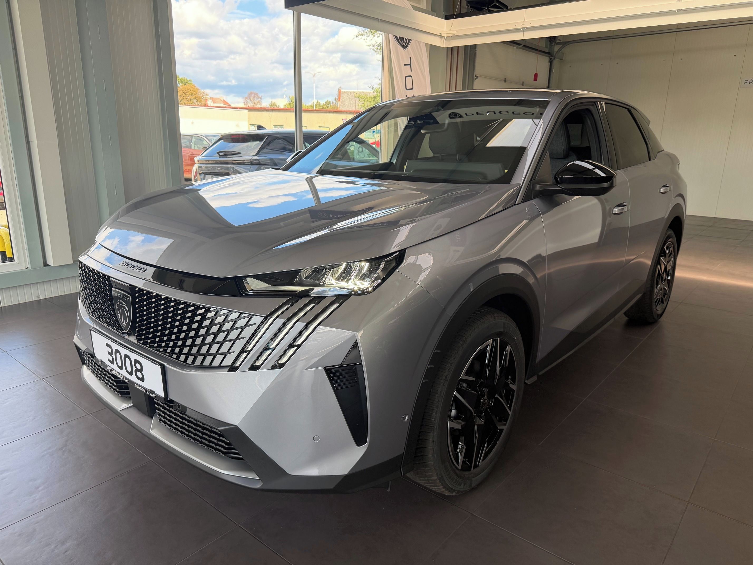 Peugeot 3008, BUSINESS Hybrid 145 e-DCS6