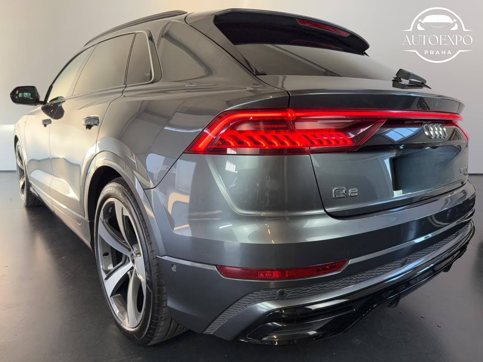 Audi Q8, 55 TFSI quatro* S line* - fotka 3