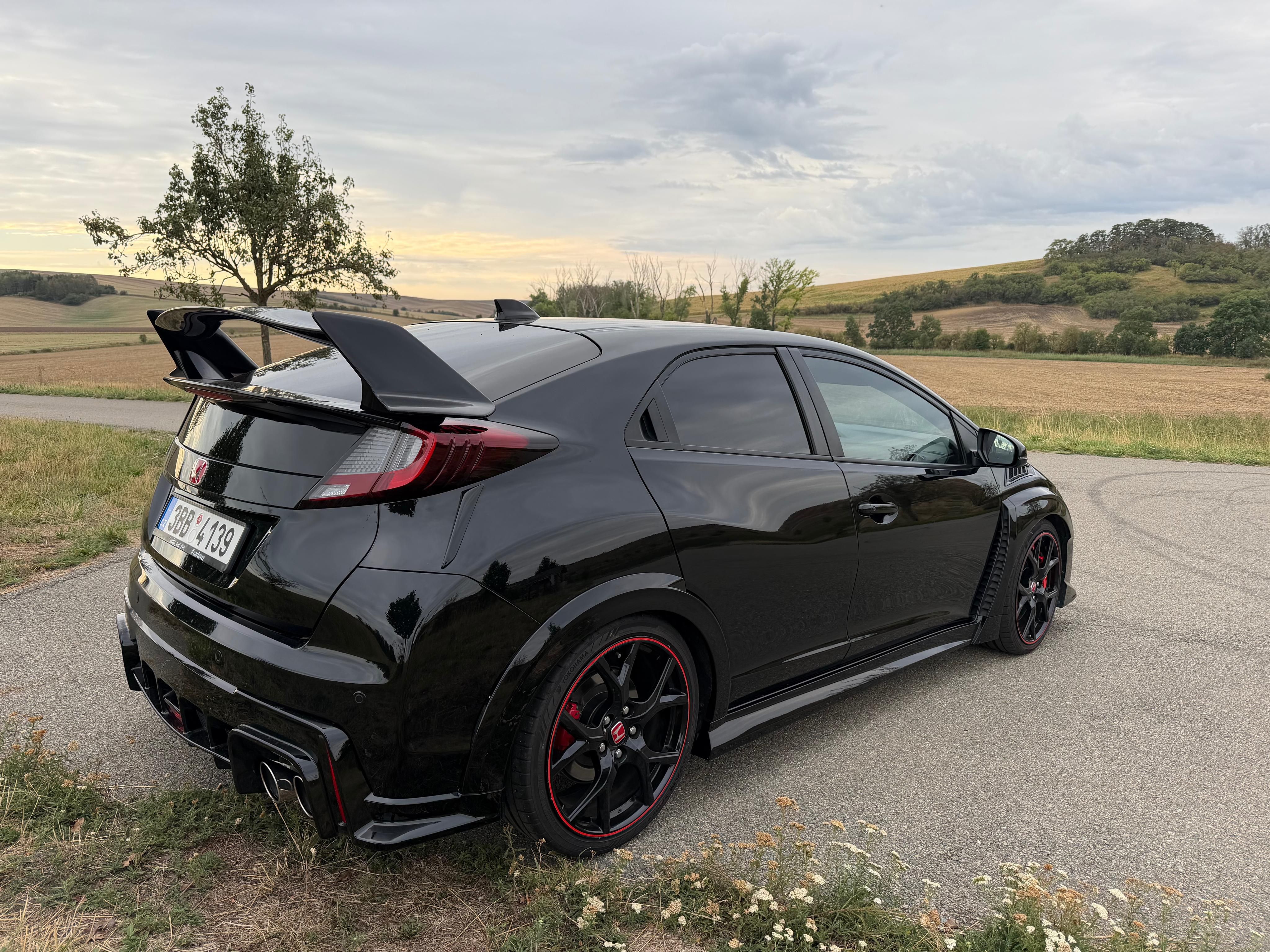 Honda Civic, Honda Civic Type R FK2 GT 2.0 - fotka 4