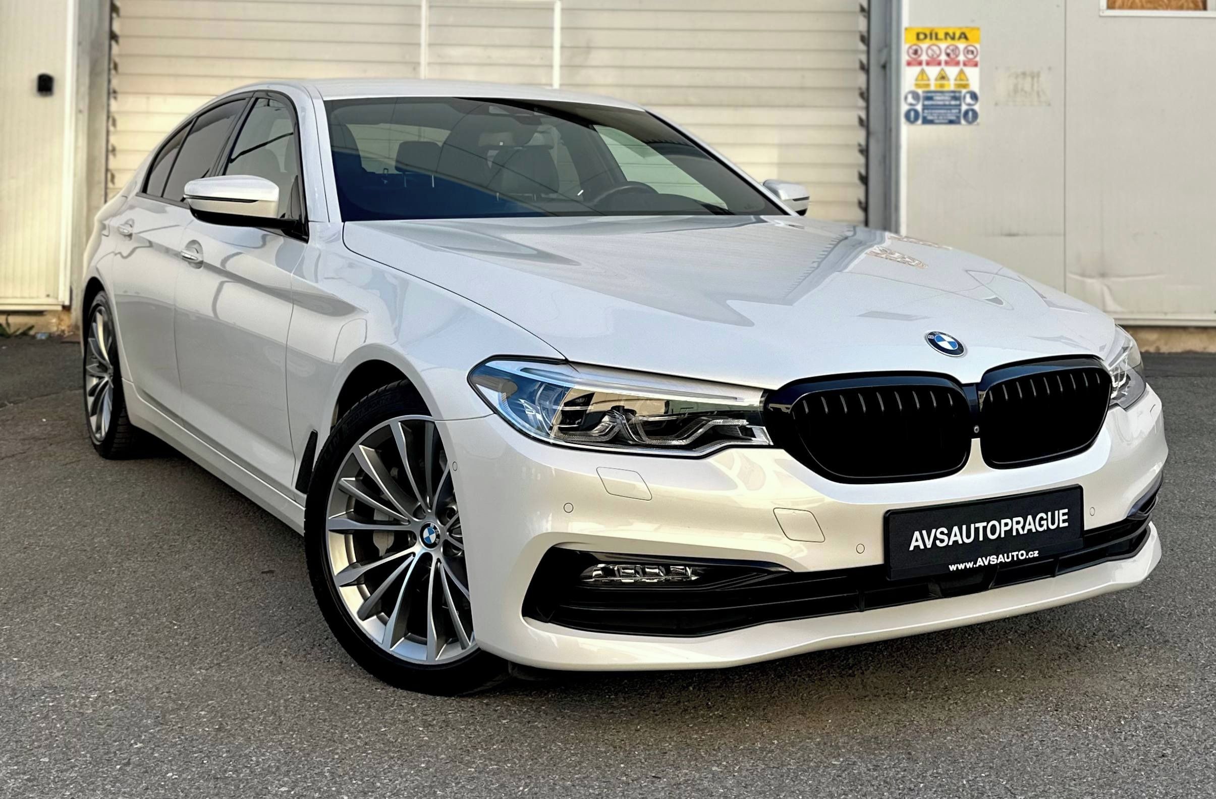 BMW Řada 5, G30 XDRIVE SPORT-LINE SEDAN