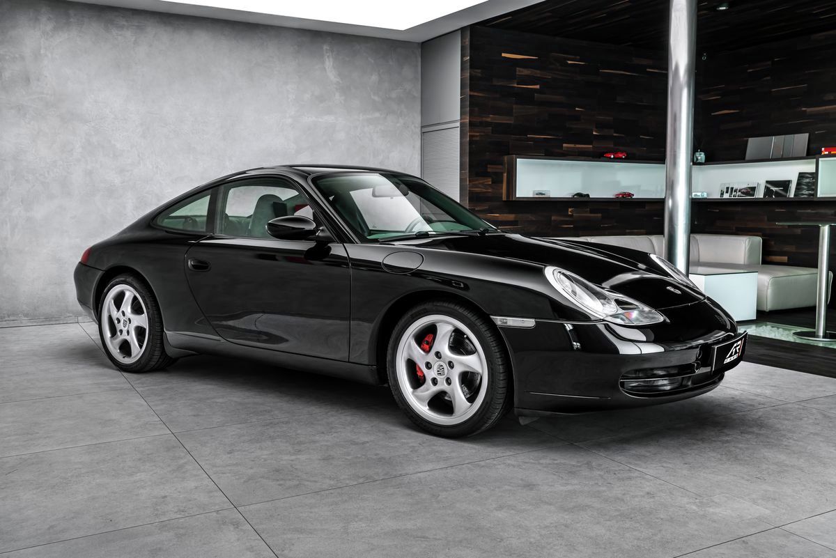 Porsche 911, 996 Carrera - fotka 4