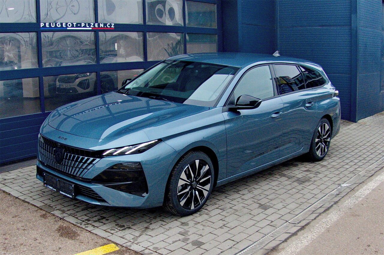 Peugeot 308, SW ALLURE Hybrid 145 e-DCS6