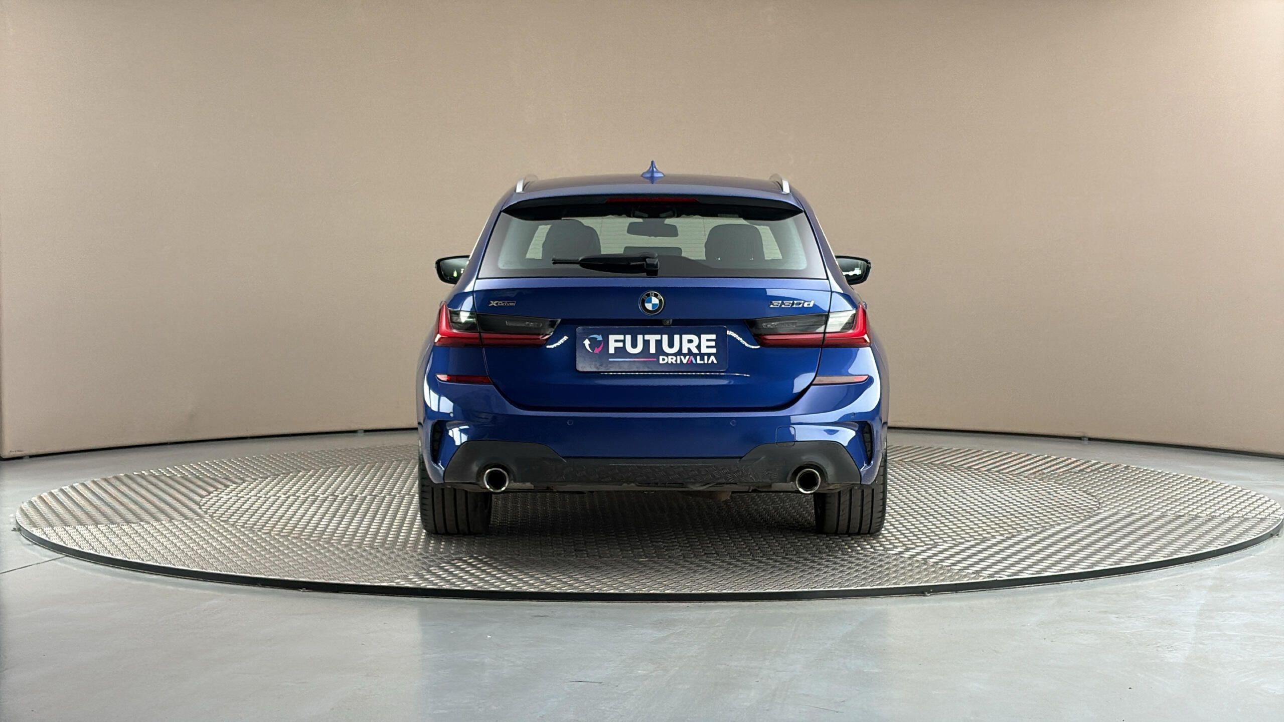 BMW Řada 3, 330d AUT xDrive M-Sport paket - fotka 5
