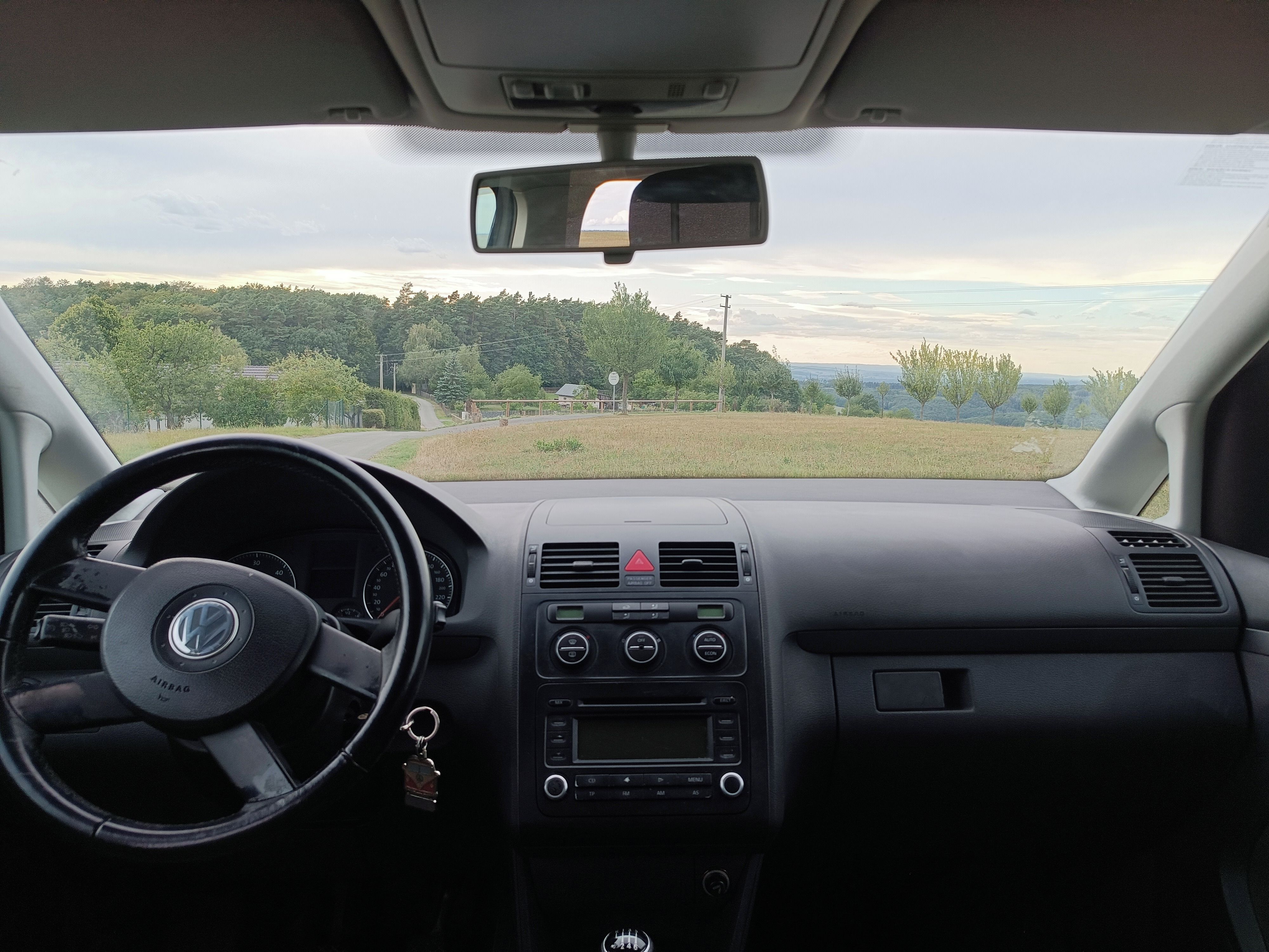 Volkswagen Touran, 1.9 TDI, dlouhodobý majitel - fotka 6