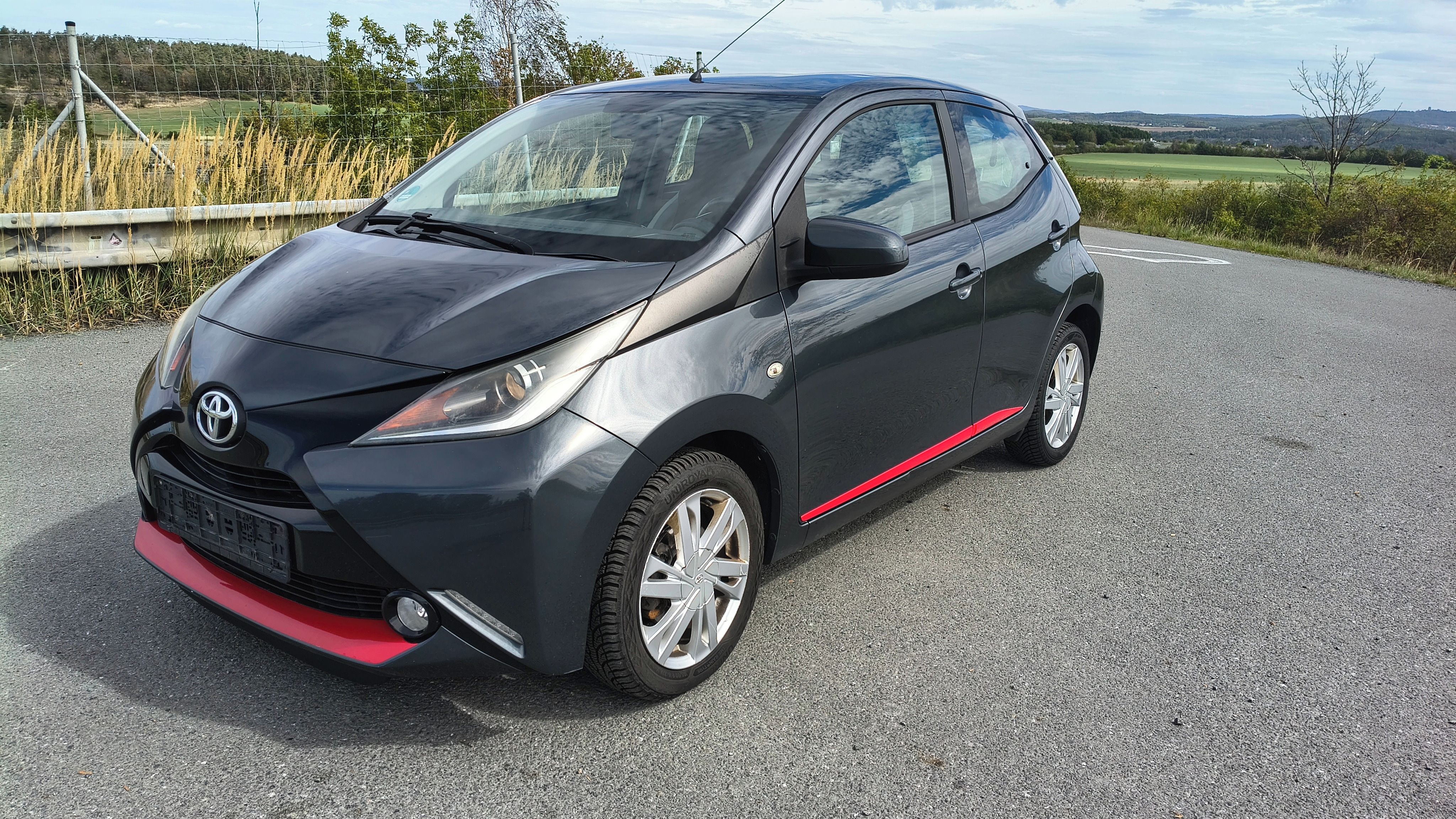 Toyota Aygo, 1.0VVTi klima výhřev kamera !! - fotka 2