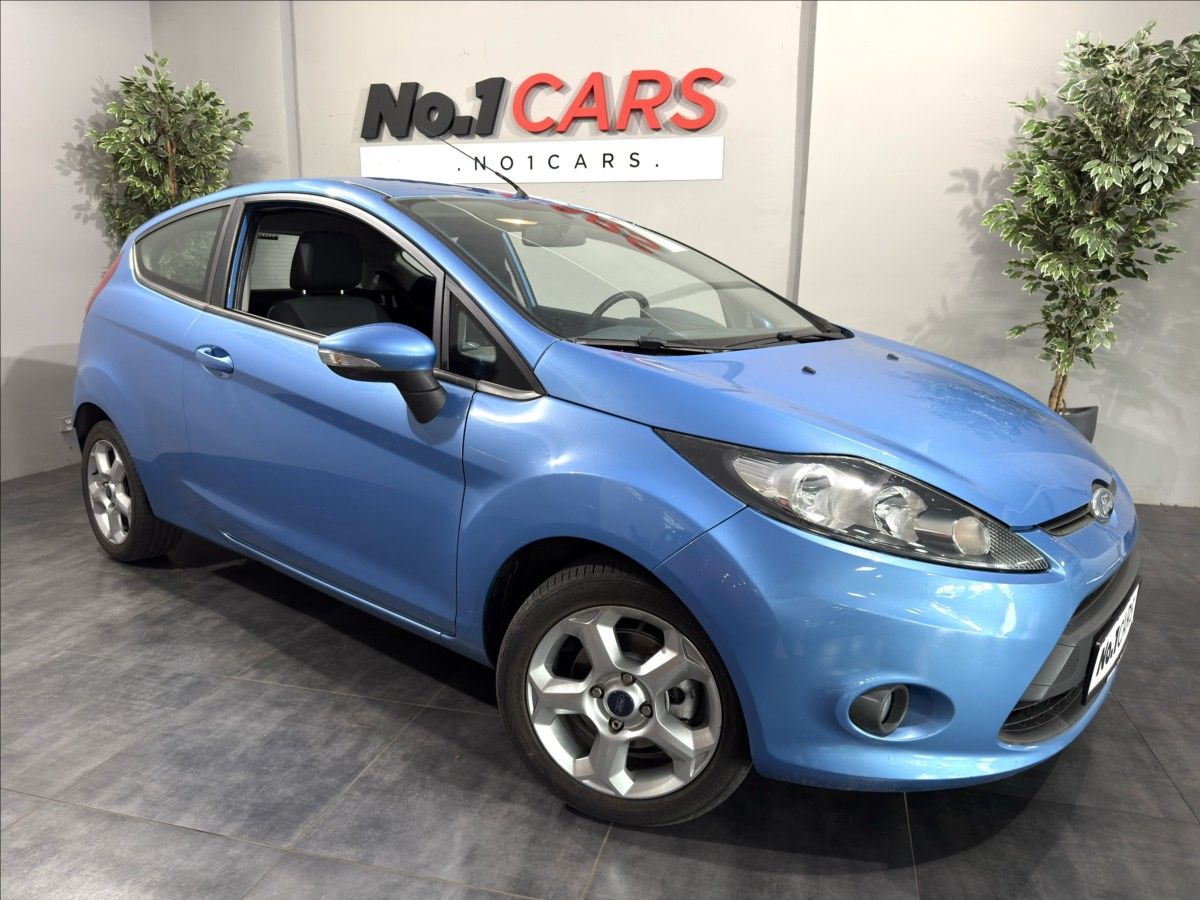 Ford Fiesta, 1,2   i 83.000KM SERVIS ALU ST