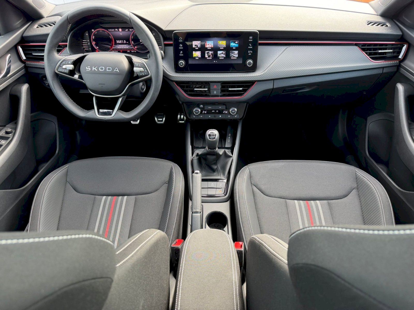 Škoda Scala, Monte Carlo 1,0 TSI 85 kW 6° M - fotka 5