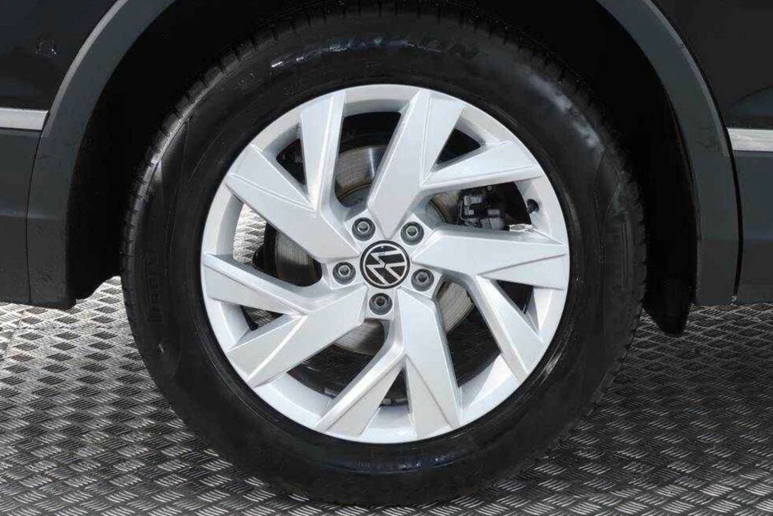 Volkswagen Tiguan Allspace, 7 míst, 2.0. TDI, 110, záruka - fotka 6