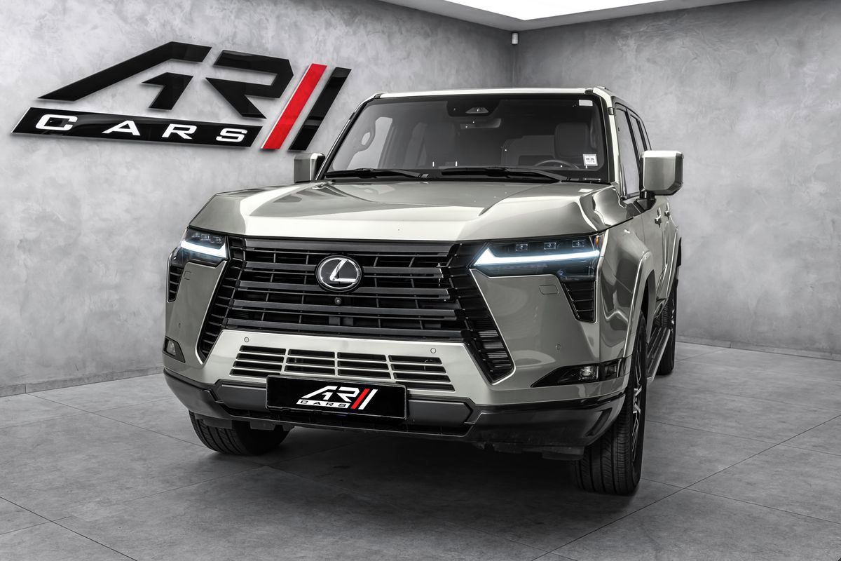 Lexus, Premium+ - fotka 5