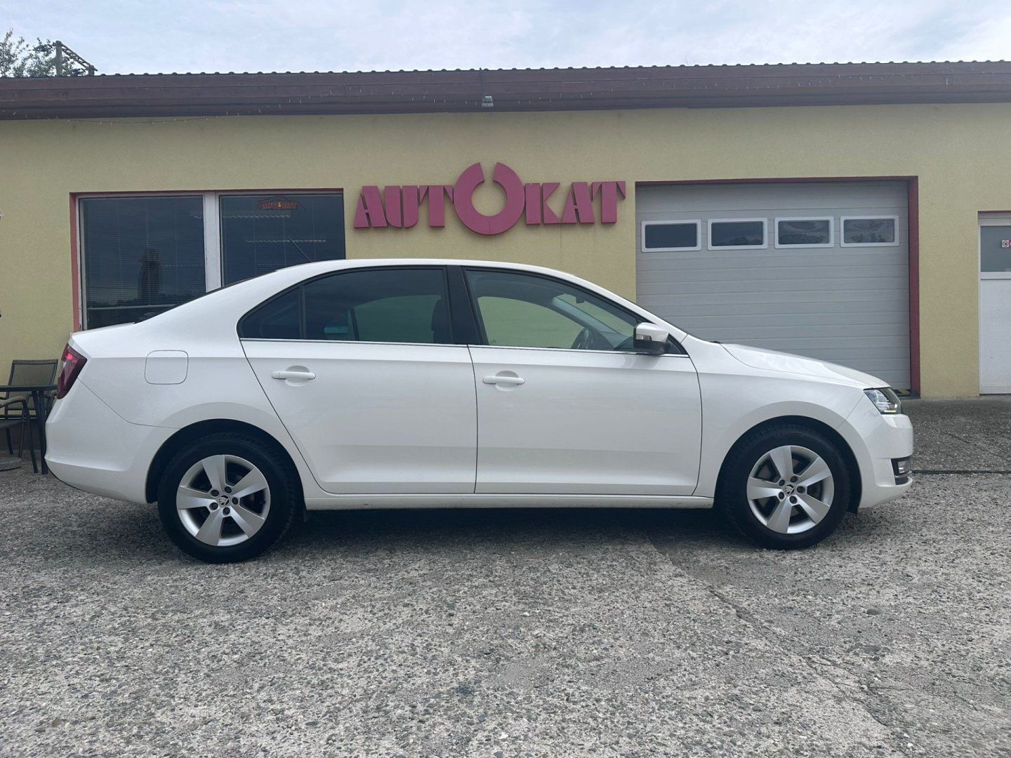 Škoda Rapid, 1.0TSi 81kW/1MAJ/ČR/Výhřev/TOP - fotka 2