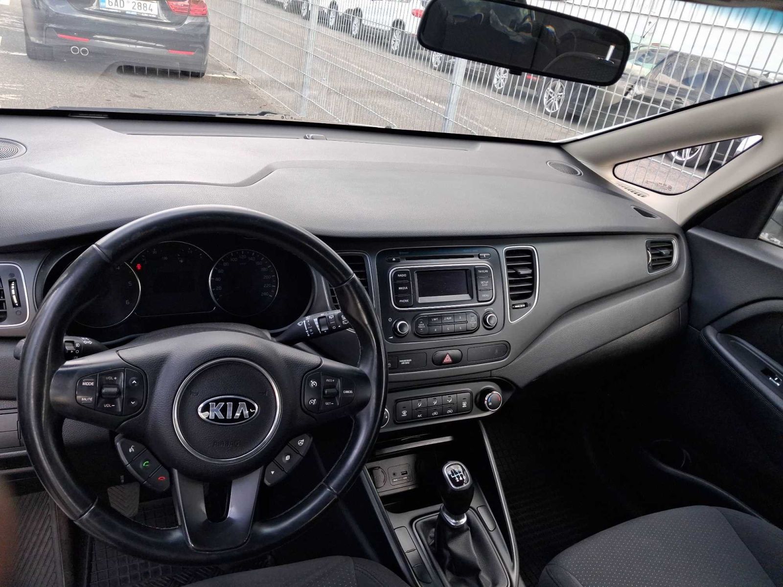 Kia Carens, 1.7 CRDi, Tempomat - fotka 3