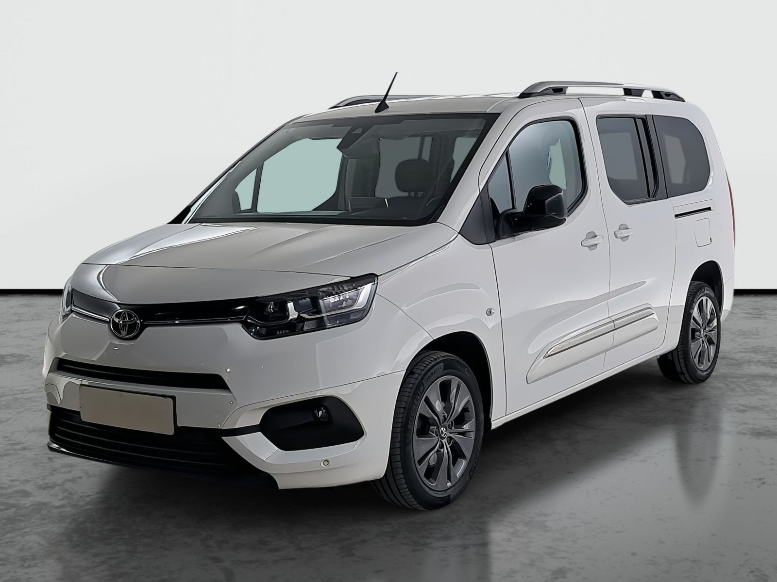 Toyota Proace City Verso, Maxi 1.5 D-4D, Family, 7Míst - fotka 3