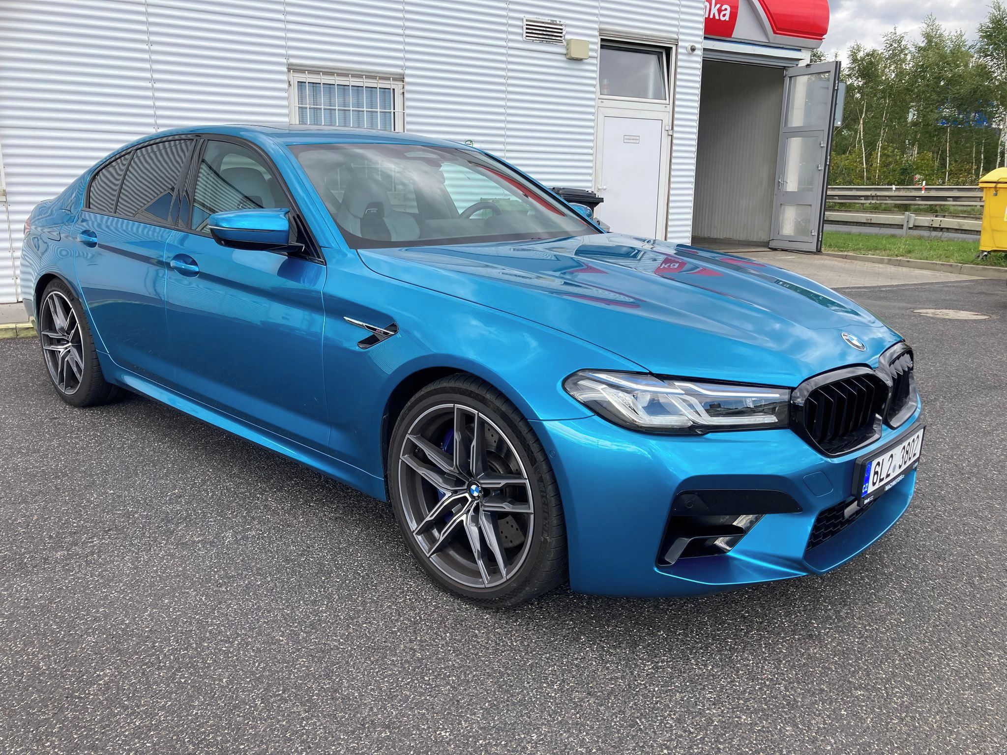 BMW M5, 441 kW xDrive - fotka 3