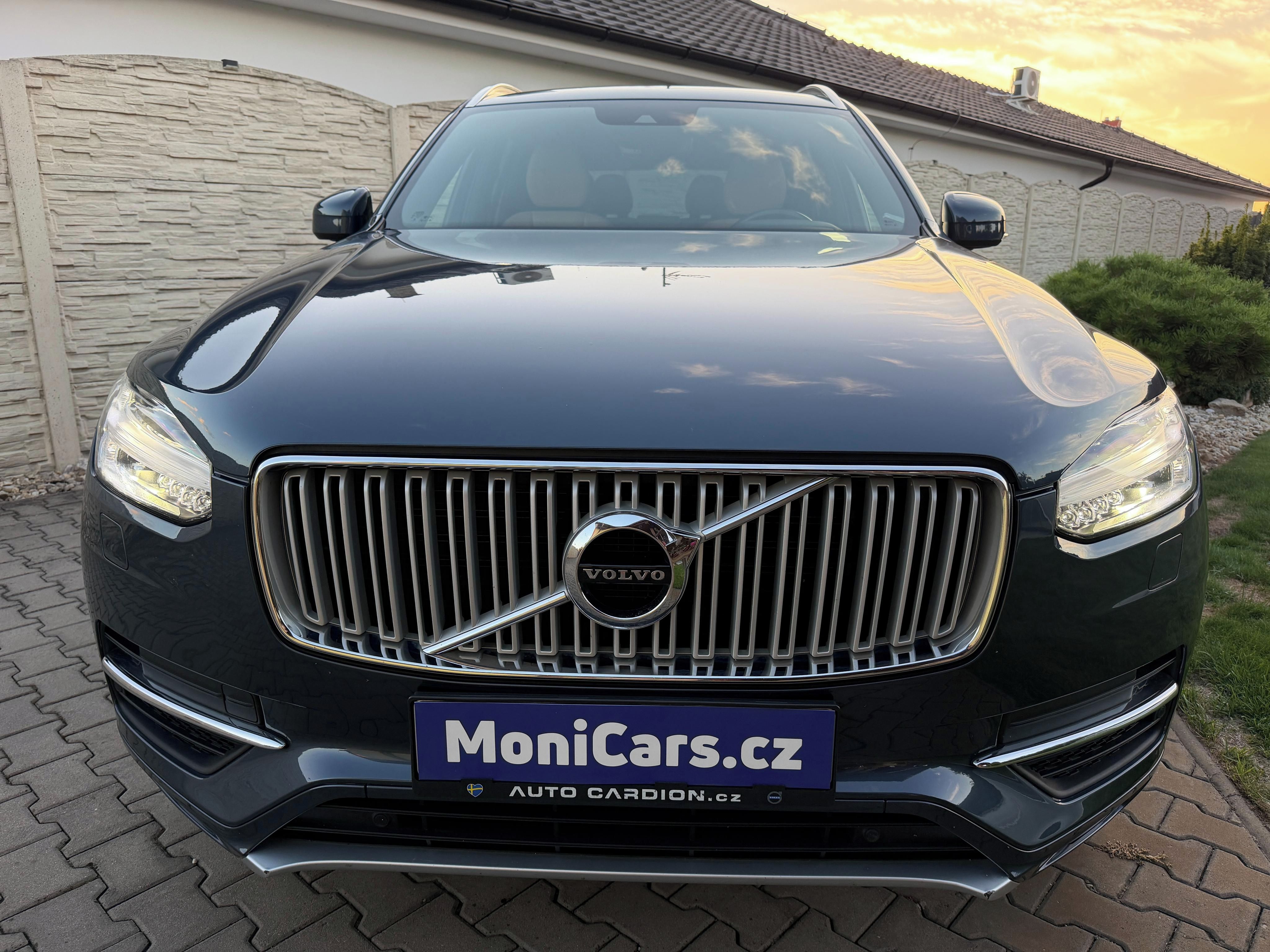Volvo XC90, 2.0 D5 7 M, INSCRIP. VZDUCH - fotka 2