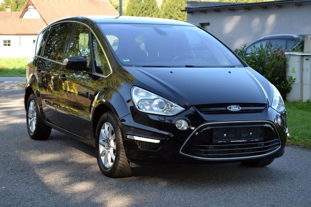 Ford S-MAX, 2.2 TDCI 147kW Titanium - fotka 5