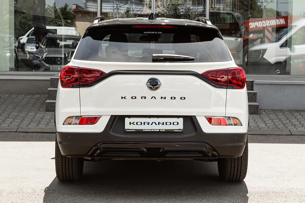 SsangYong Korando, 1,5 GDI 2WD AT STYLE+TECH+BLAK - fotka 6