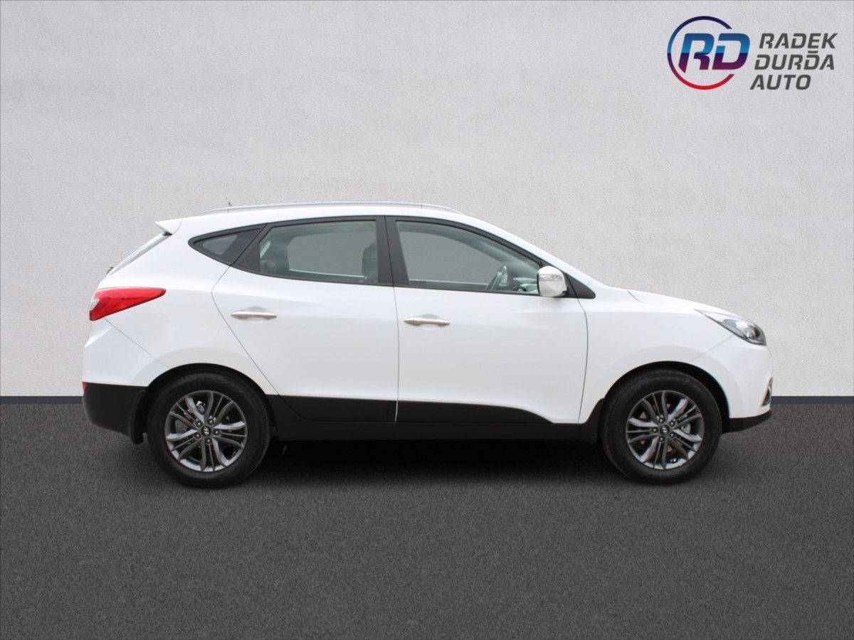Hyundai ix35, 1,7 CRDI  ČR,TRIKOLOR+,TAŽNÉ - fotka 4