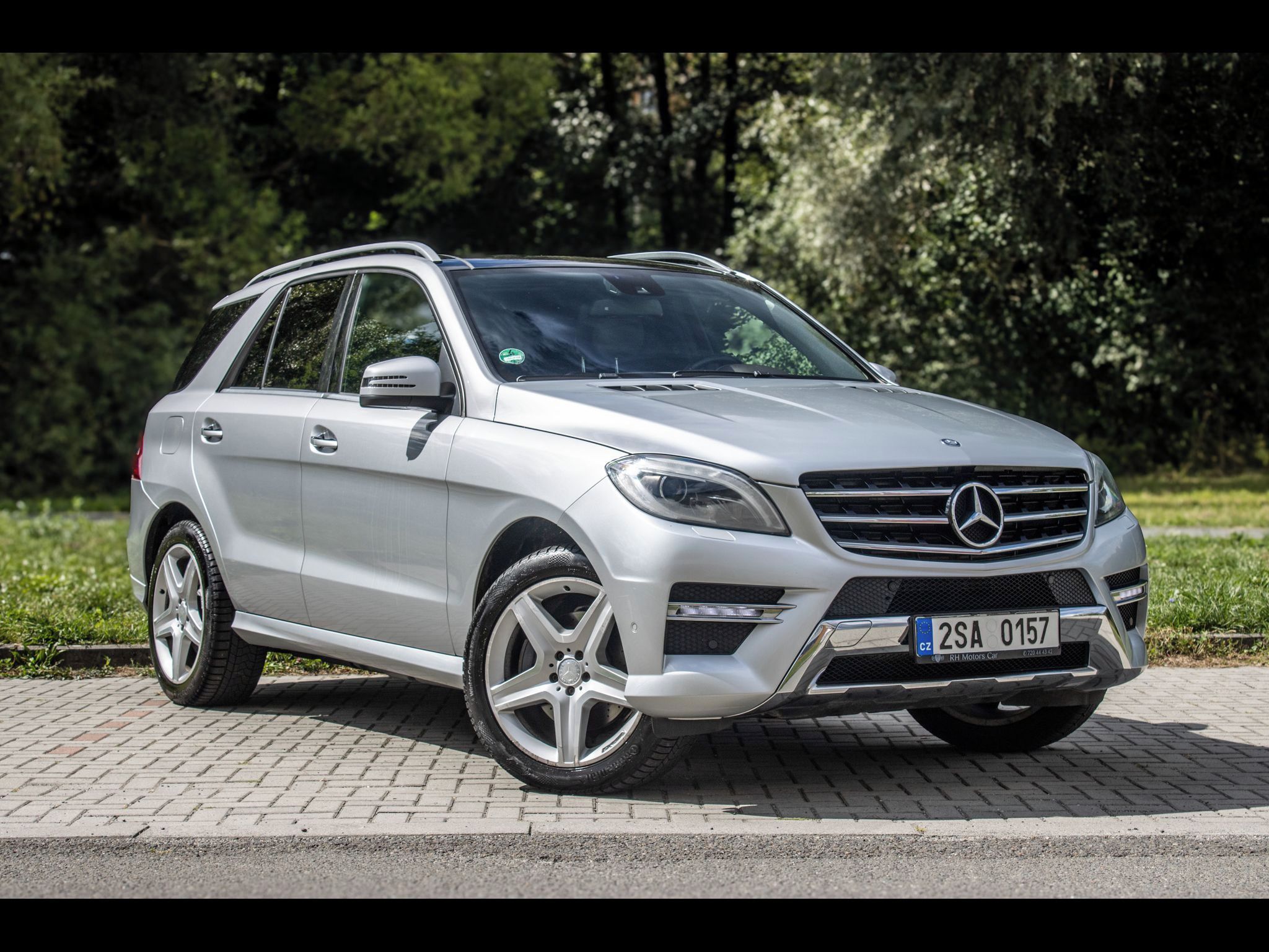 Mercedes-Benz ML - fotka 3