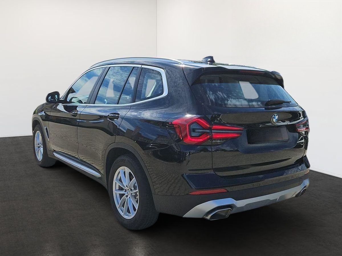 BMW X3, 20*xDrive 20i* - fotka 3