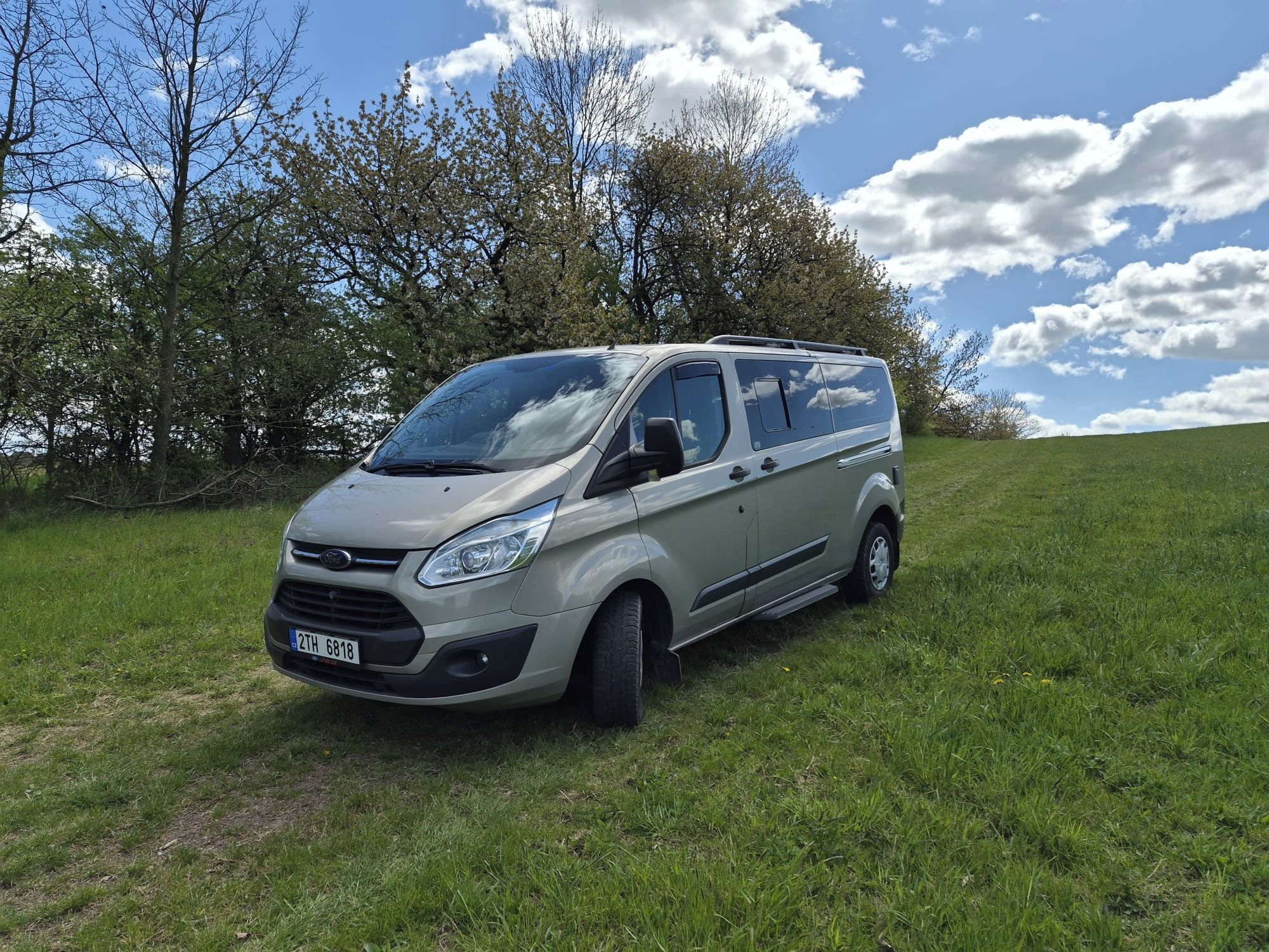 Ford Tourneo Custom, 2.2TDCi, L2 - hagusy, vestavba